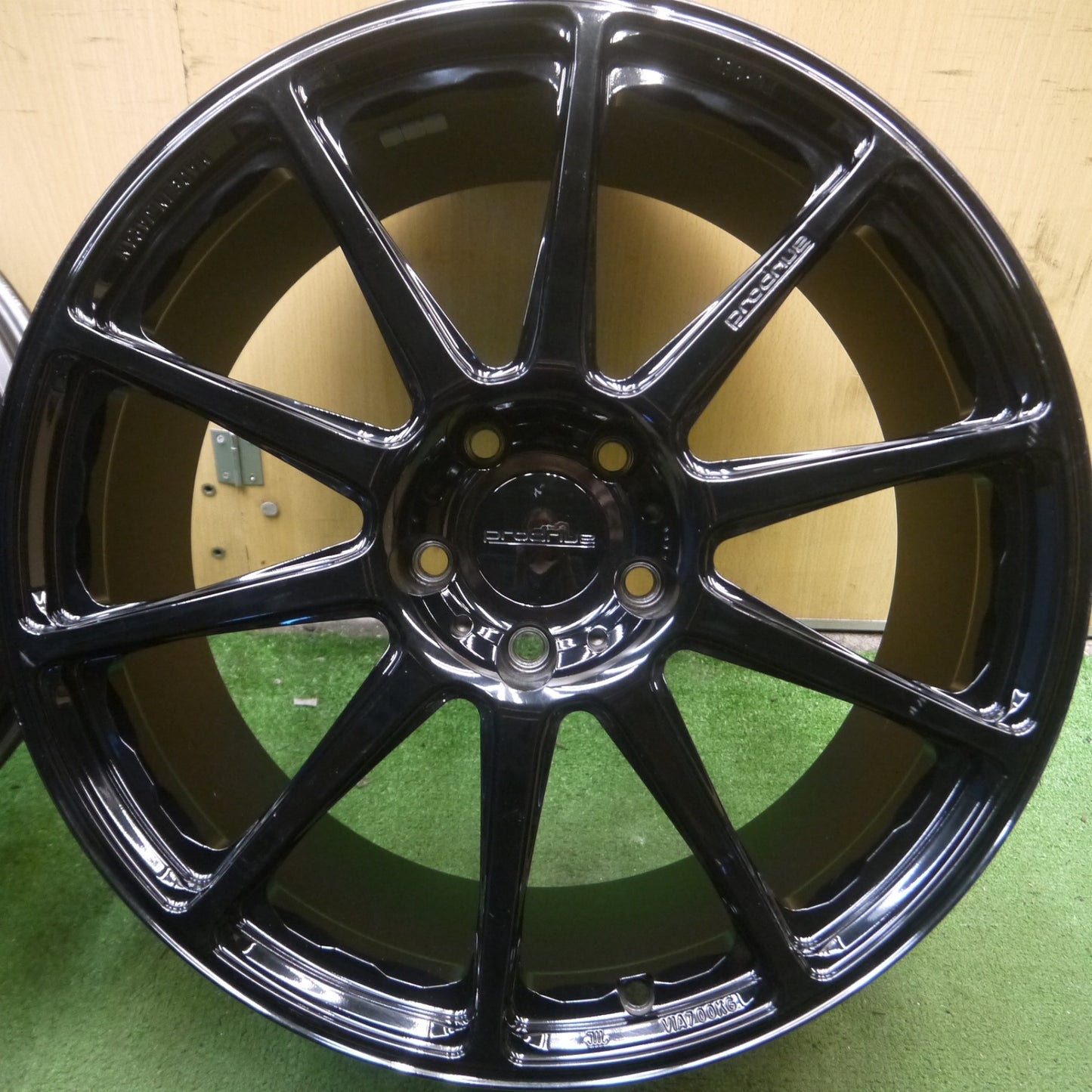 *送料無料* キレイ★prodrive GC-0100 プロドライブ 19インチ ホイール 19×9J PCD114.3/5H★4062605Hホ