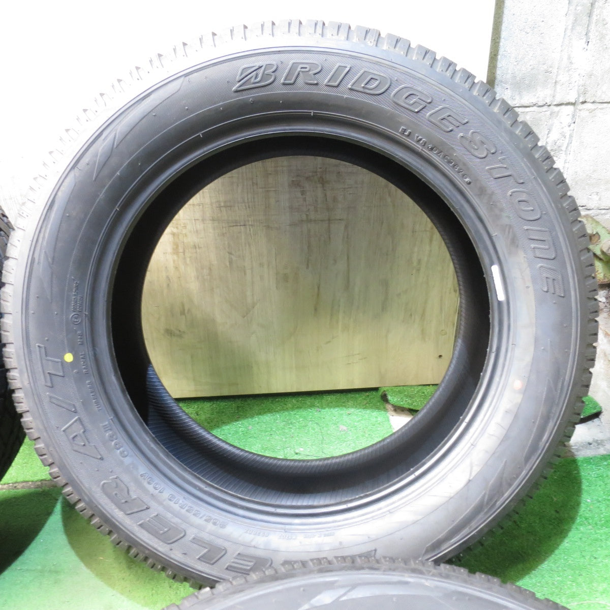 送料無料* 新車外し!20年☆265/55R19 ブリヂストン デューラー 送料無料* 新車外し!20年☆265/55R19 ブリヂストン デューラー