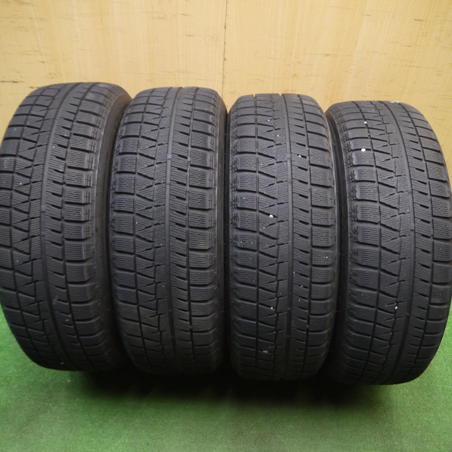 [送料無料] キレイ！21年★スタッドレス 205/60R16 ブリヂストン アイスパートナー2 BALMINUM バルミナ 16インチ PCD114.3/5H★5010810Hス