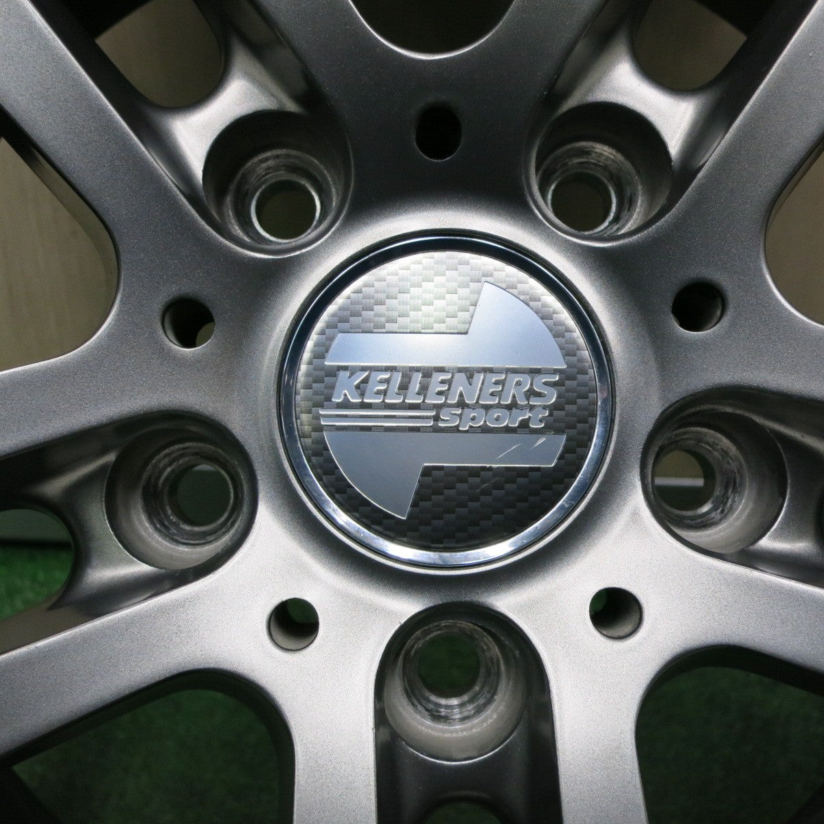 *送料無料* バリ溝！キレイ！9.5分★BMW等 KELLENERS Sport 205/55R16 スタッドレス ピレリ アイスアシンメトリコ ケレナーズ 16インチ PCD120/5H★4041007TNス