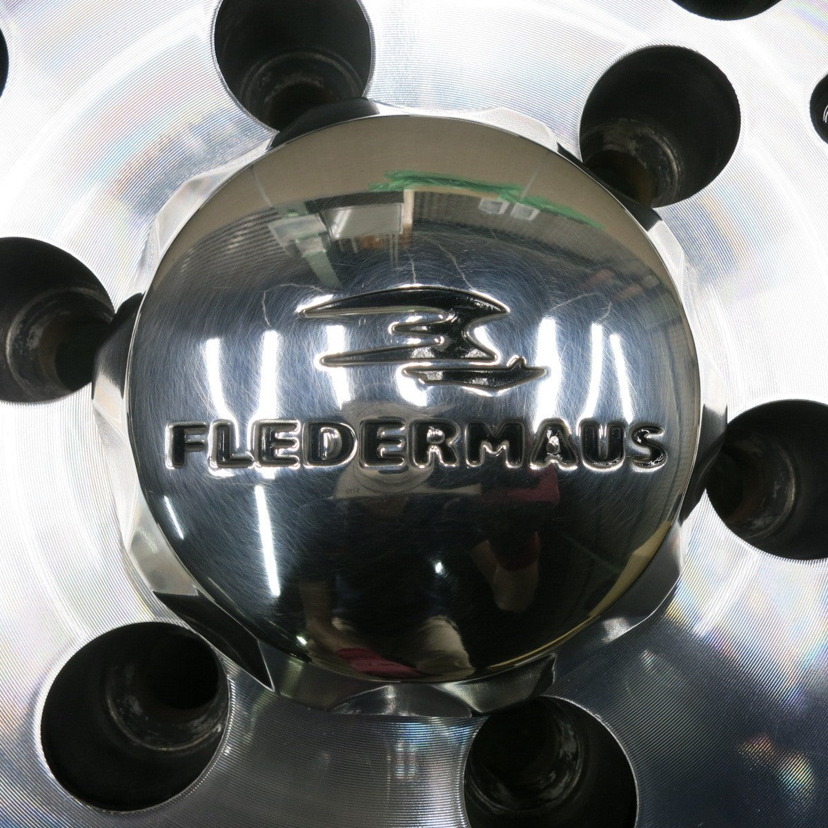 *送料無料* キレイ★ハイエース等 FLEDERMAUS CUERVO8 ホイール 16インチ フレーダーマウス クエルボ8 16×6.5J  PCD139.7/6H★4063004HAホ