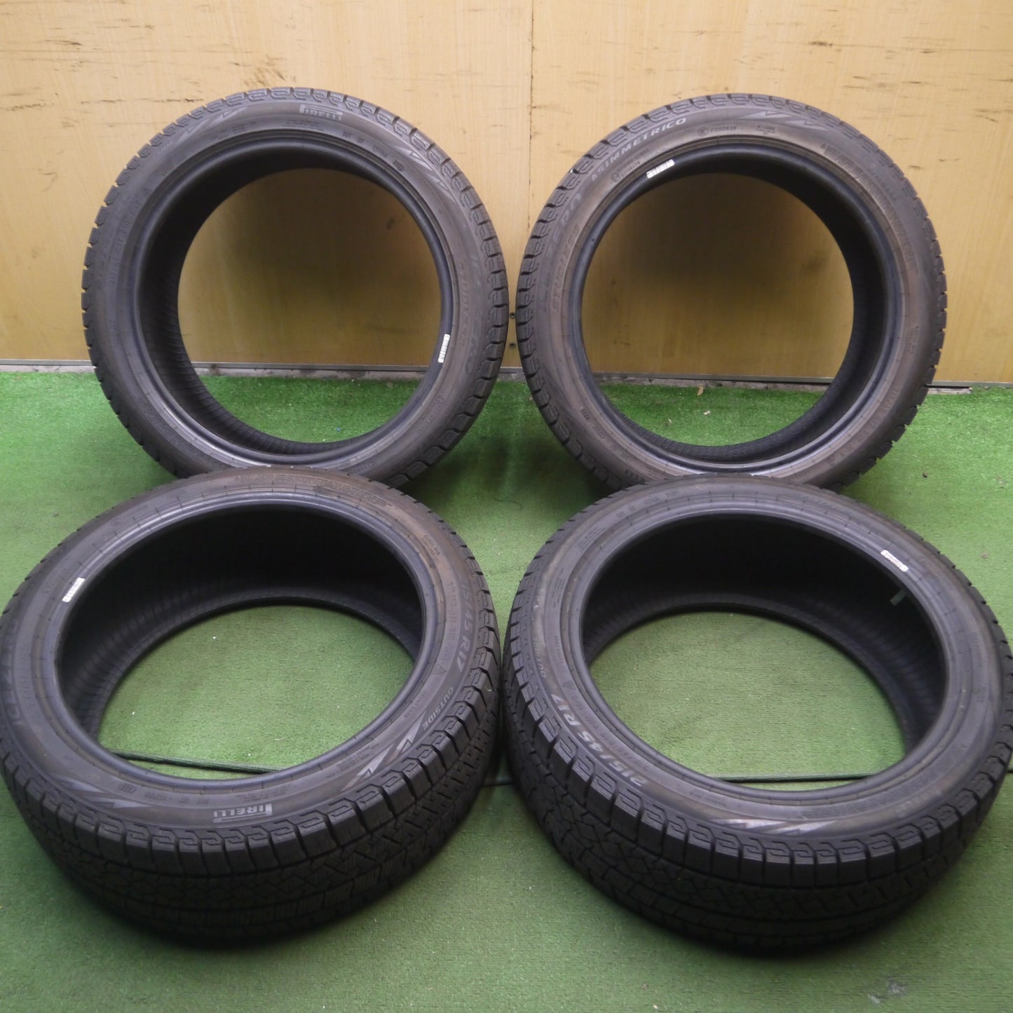 *送料無料* バリ溝！22年！9.5分★スタッドレス 215/45R17 ピレリ アイスゼロ アシンメトリコ タイヤ 17インチ 86 BRZ レガシィ 等★4042302Hスタ