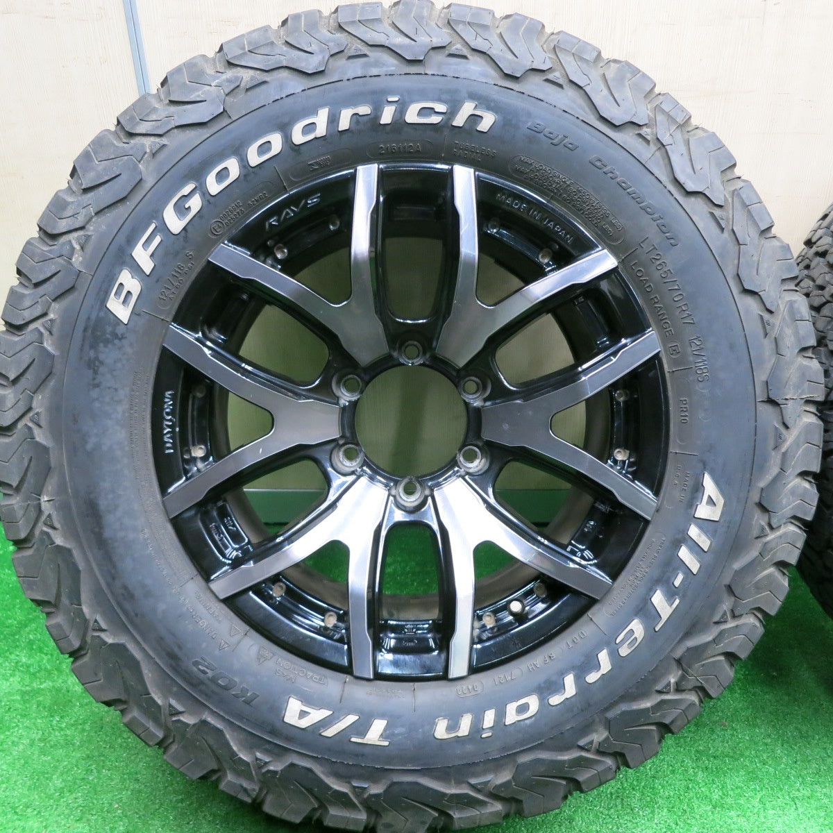 [送料無料] バリ溝！20年！9分★RAYS DAYTONA FDX-F6 265/70R17 BFグッドリッチ All-Terrain T/A KO2 ホワイトレター レイズ デイトナ PCD139.7/6H★4091603HAノ