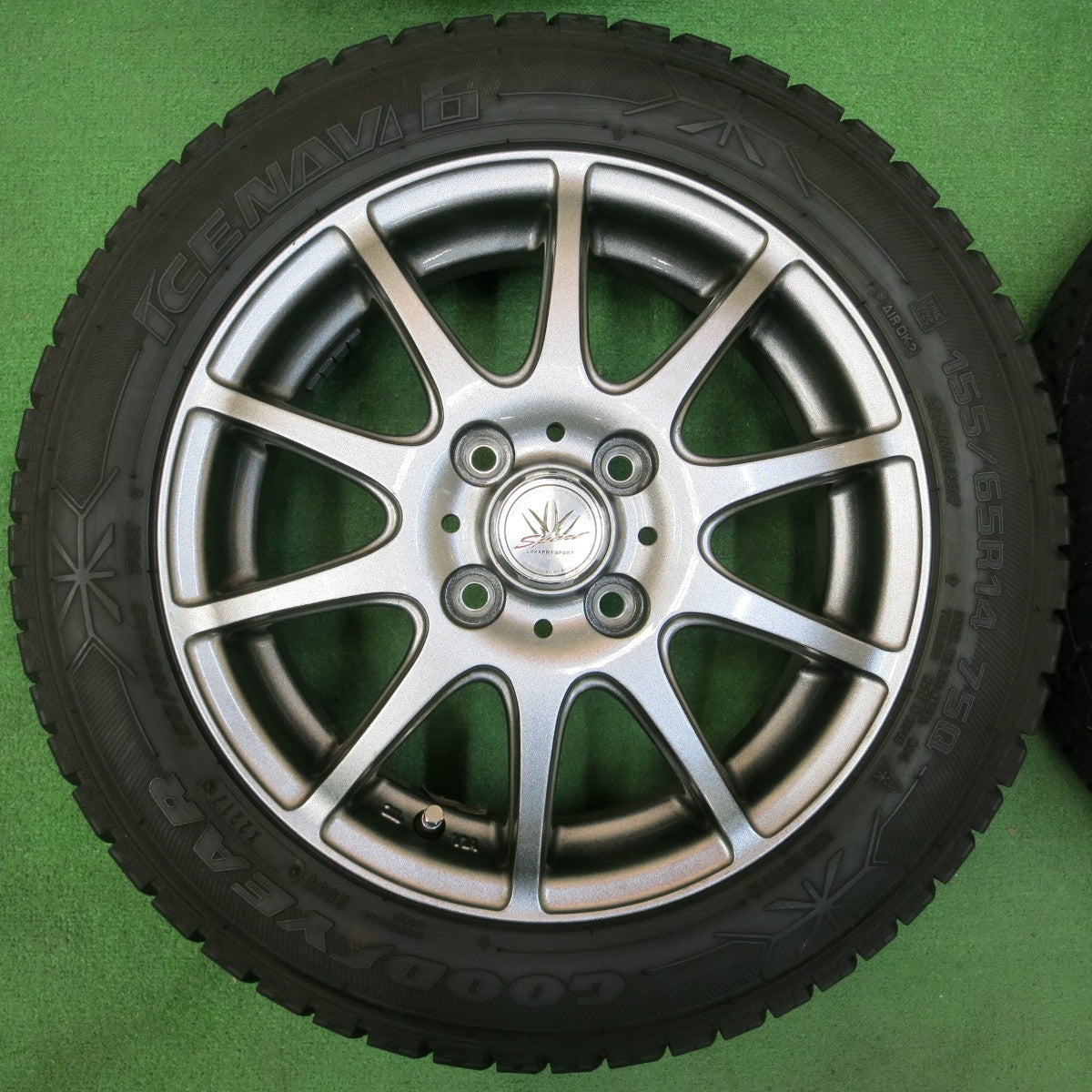 *送料無料* バリ溝！綺麗！9分★LOXARNY SPORT BADX 155/65R14 スタッドレス グッドイヤー アイスナビ6 ロクサーニ 14インチ PCD100/4H★4042503イス