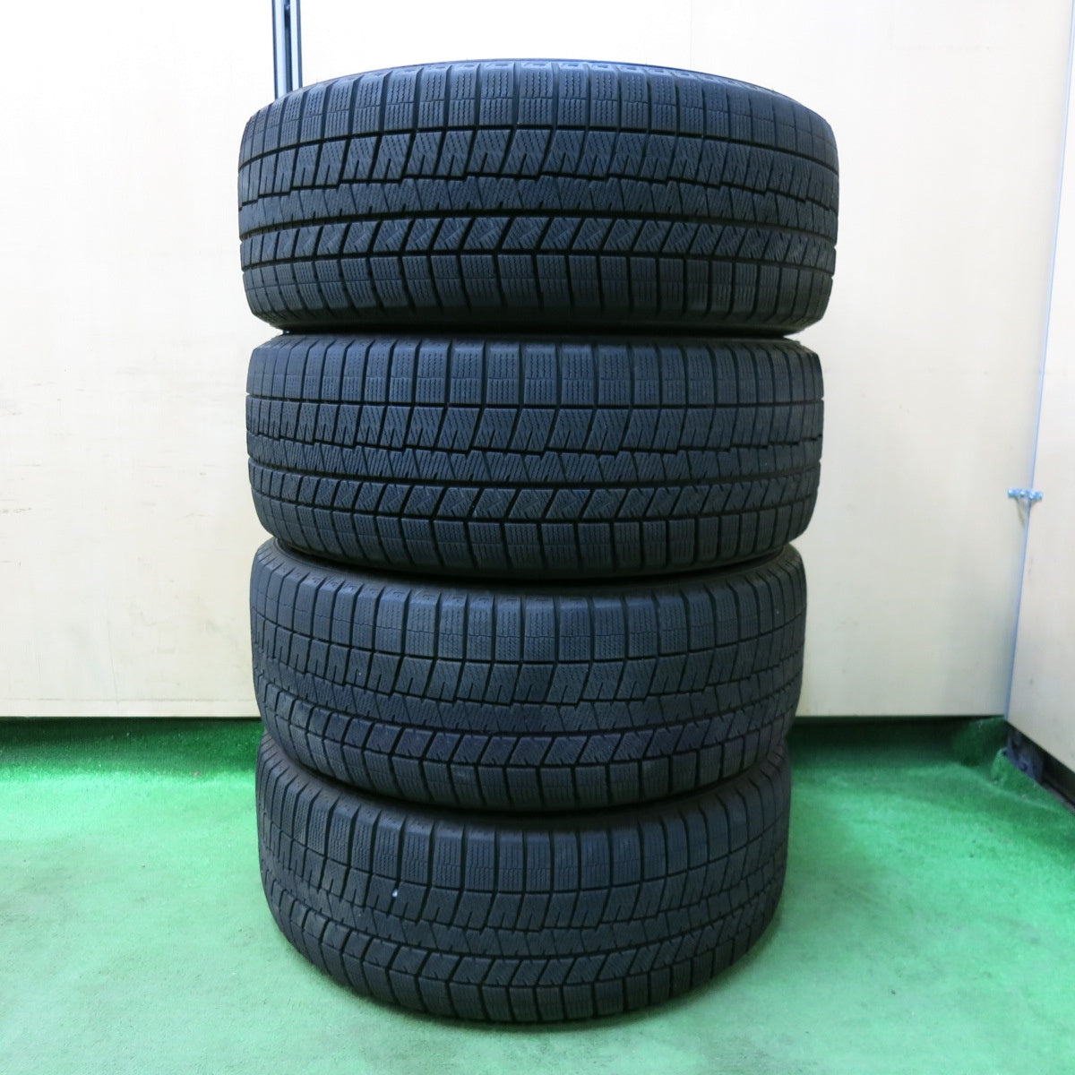 [送料無料] バリ溝！21年！キレイ！9.5分★レクサス LS 純正 235/50R18 スタッドレス ダンロップ ウインターマックス 03 18インチ PCD120/5H★4120402SYス