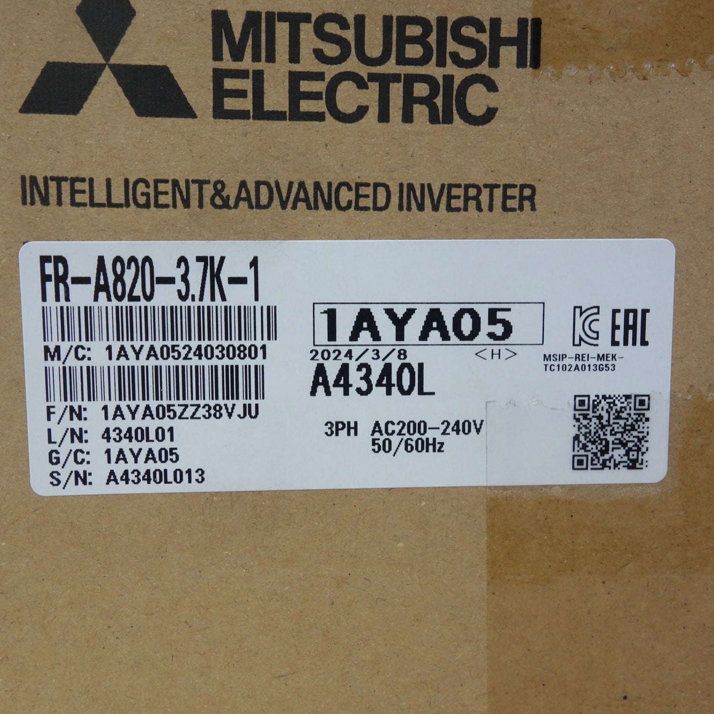 ●複数在庫有●[送料無料] 未使用☆三菱電機 インバータ FR-A820-3.7K-1 2024年製 A800シリーズ 三相 200V 3.7kW☆