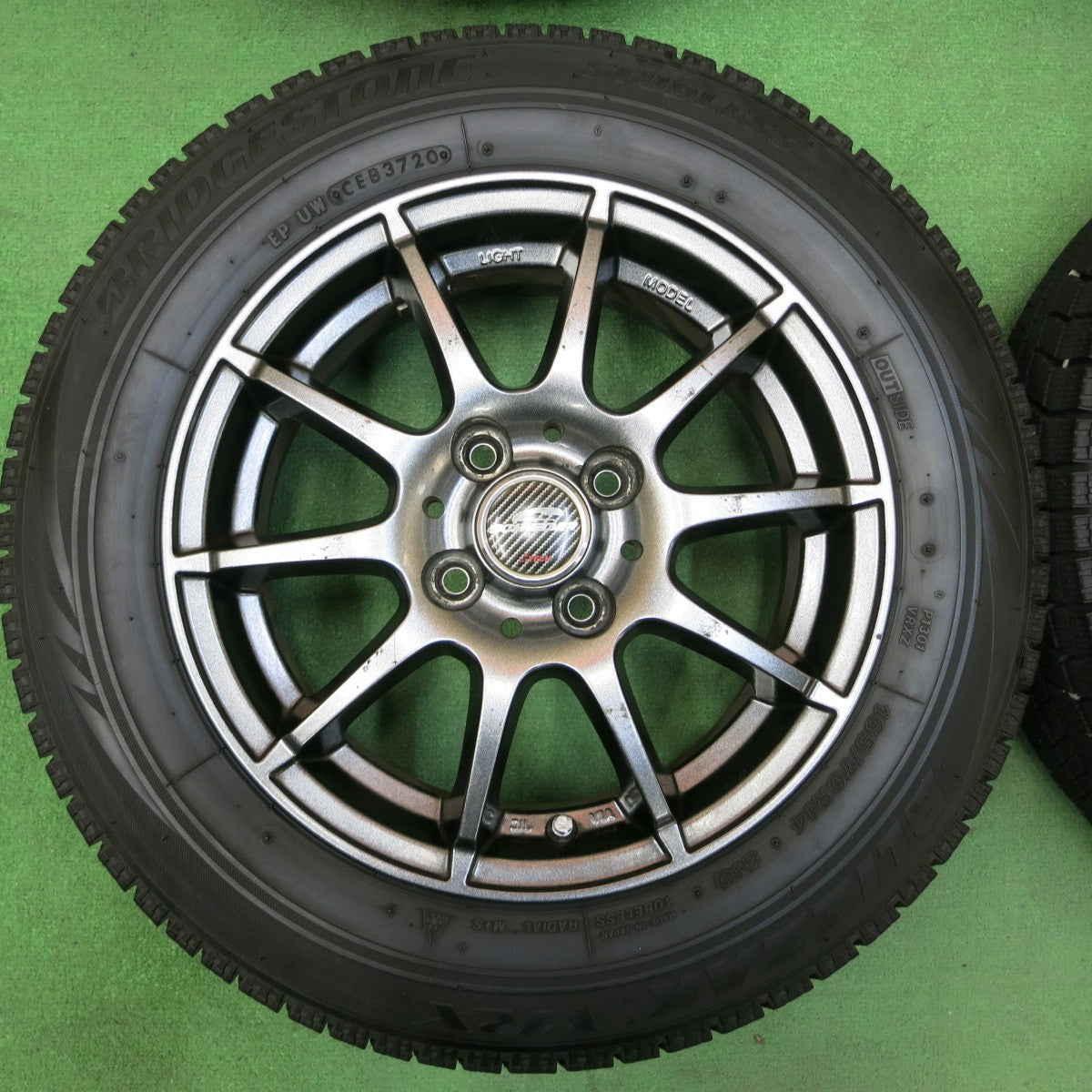 *送料無料* バリ溝！20年！キレイ！ほぼ10分★スタッドレス 165/70R14 ブリヂストン ブリザック VRX SCHNEIDER ATECH シュナイダー PCD100/4H★4041908イス