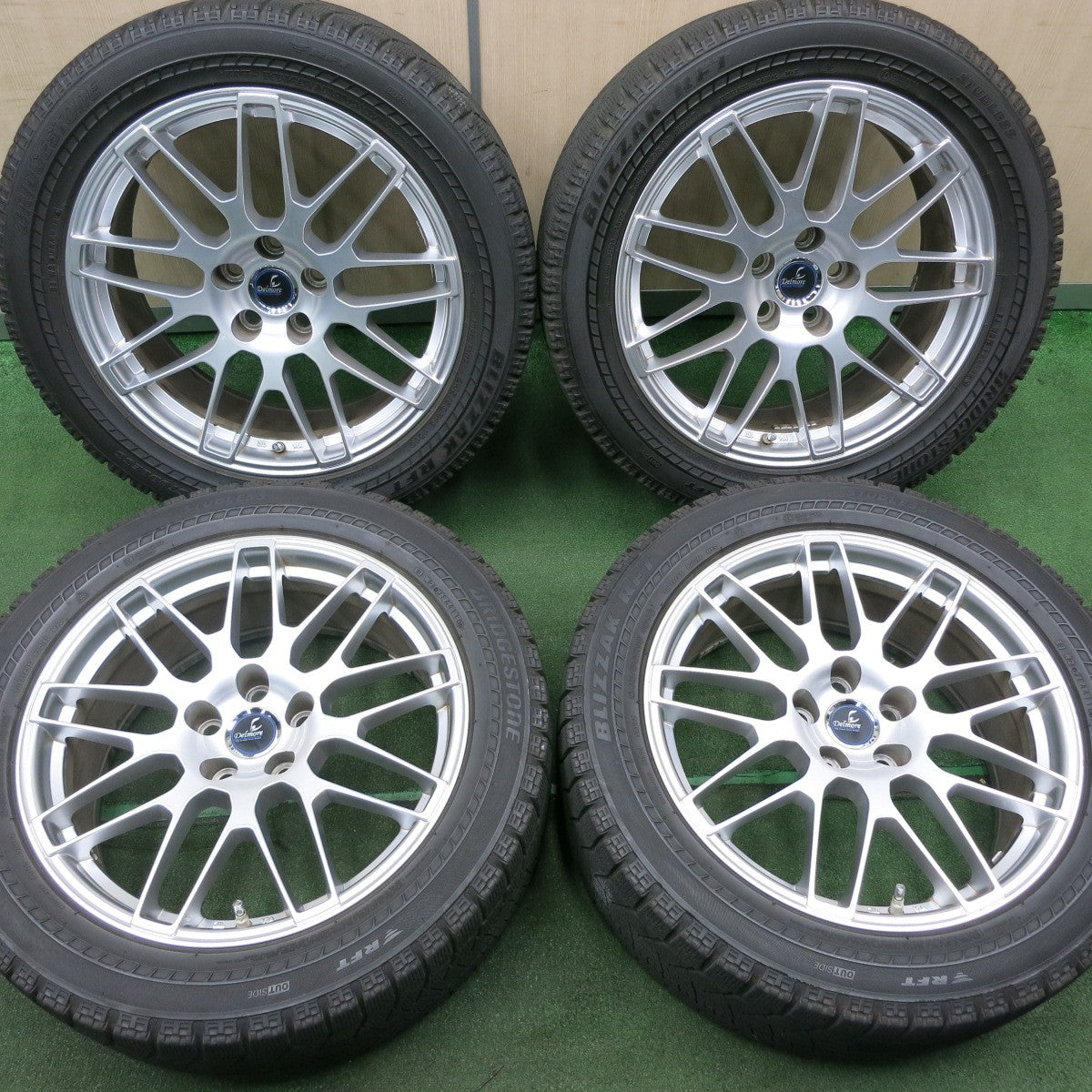 *送料無料* キレイ★レクサス等 Delmore 245/50R19 スタッドレス ブリヂストン ブリザック RFT デルモア 19インチ PCD120/5H★4042801NJス