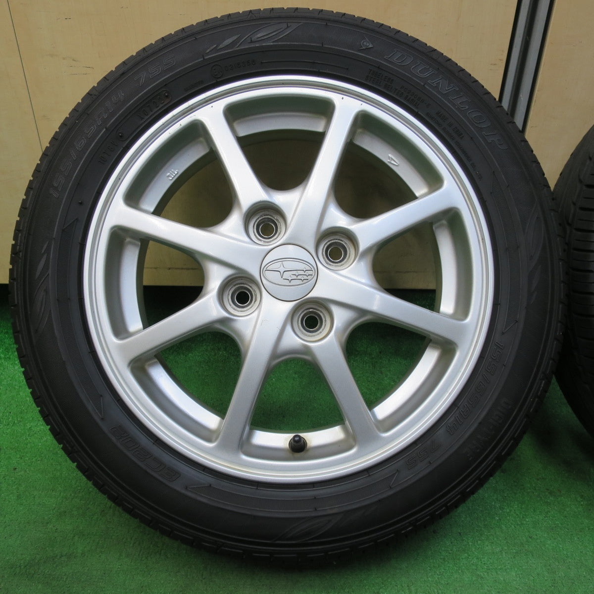 *送料無料* バリ溝！22年！9分★スバル LA300F プレオ プラス 純正 155/65R14 ダンロップ EC202 14インチ PCD100/4H★4071202イノ