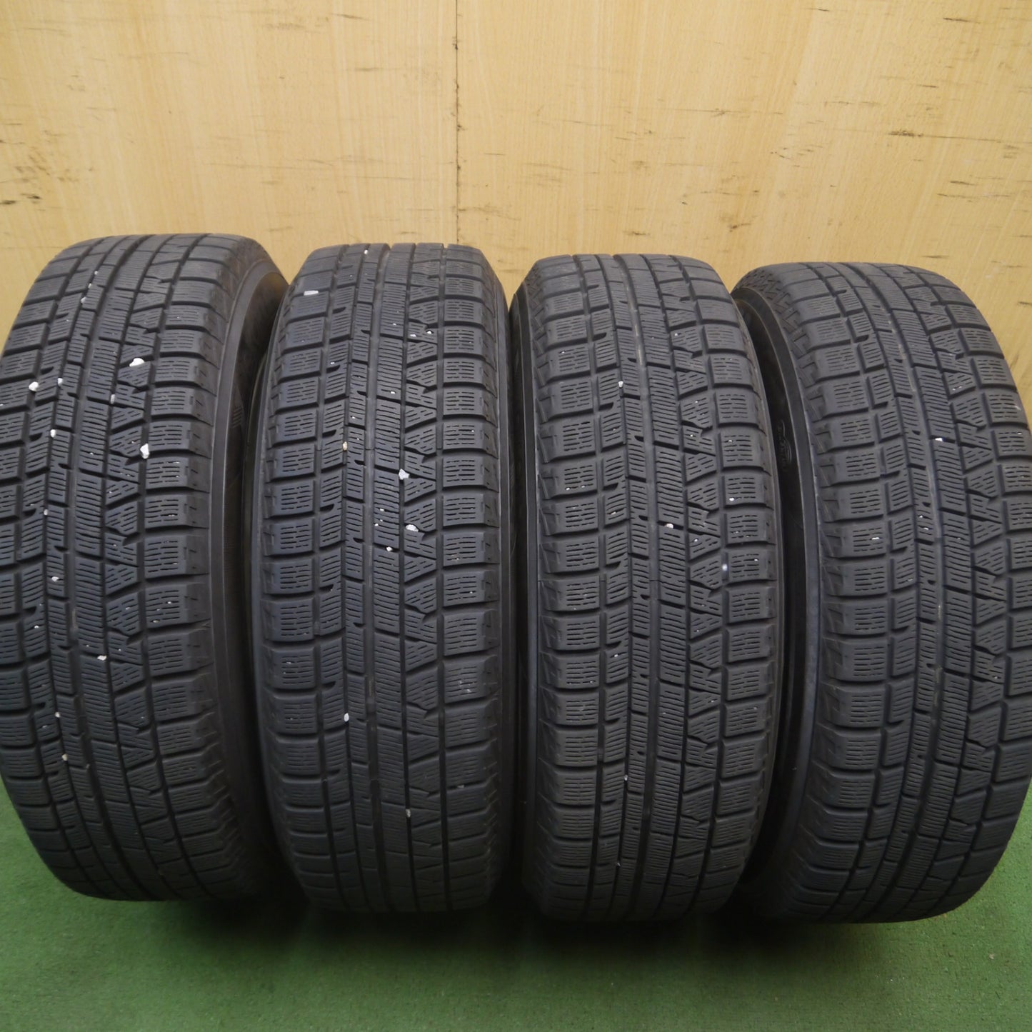 *送料無料* バリ溝！キレイ！9.5分★ENKEI PF01 185/65R15 スタッドレス ヨコハマ アイスガード iG50 プラス エンケイ 15インチ PCD100/4H★4071706Hス