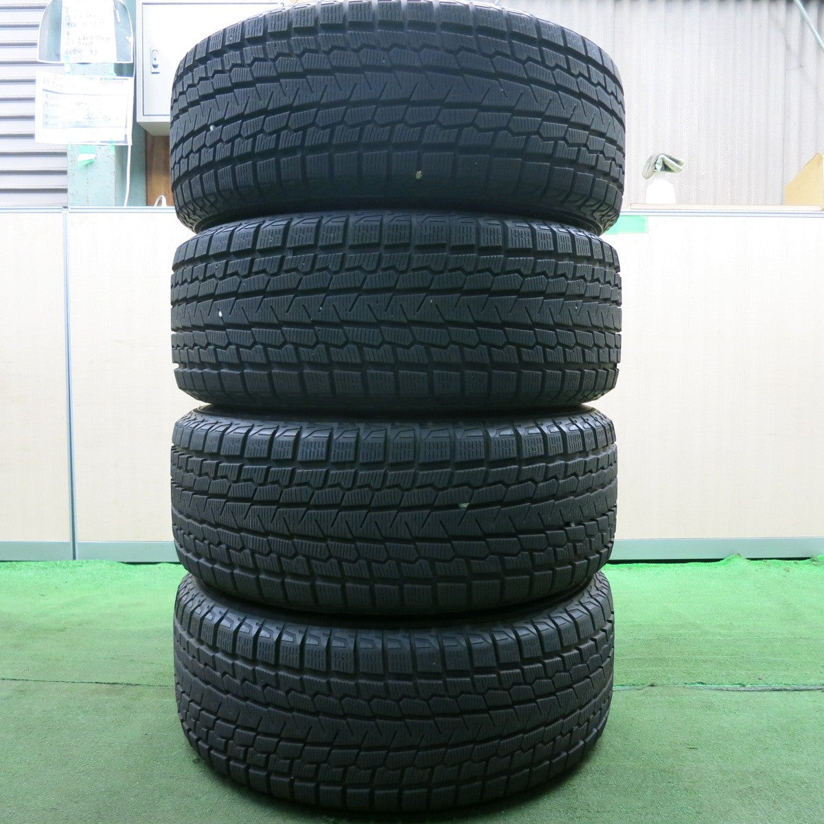 *送料無料* バリ溝！21年！キレイ！9.5分★KMC XD SERIES XD778 275/60R18 スタッドレス ヨコハマ アイスガード G075 PCD114.3 127/5H マルチ★4060105HAス