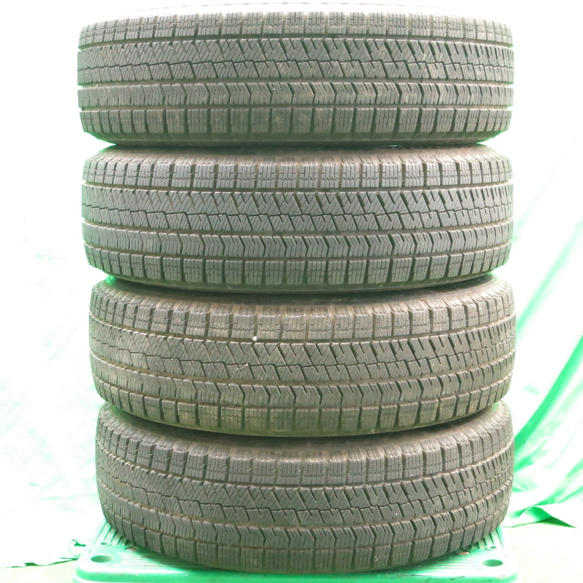 *送料無料* バリ溝！9分★スタッドレス 175/65R15 ブリヂストン ブリザック VRX2 MANARAY SPORT マナレイ PCD100/4H★4042707ナス