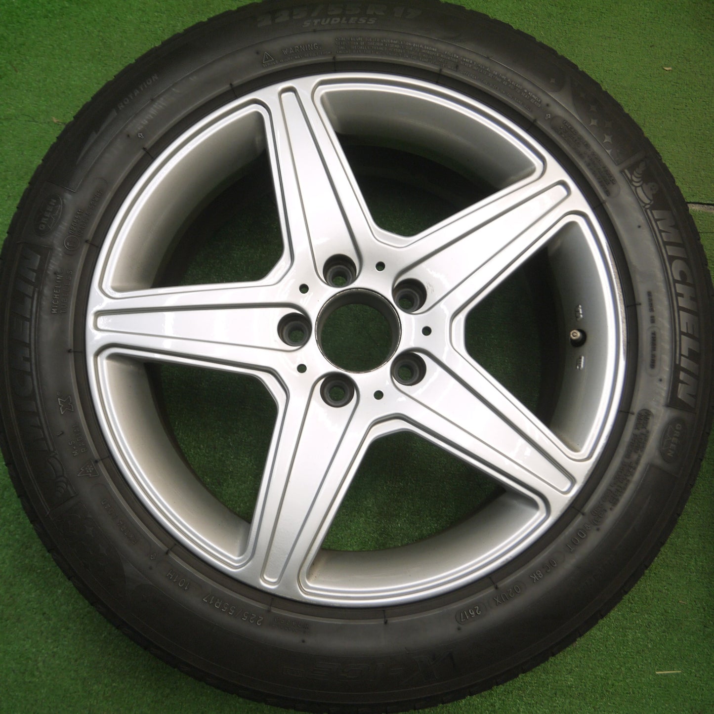 [送料無料] 4本価格★ベンツ 等 AGA Burg 225/55R17 スタッドレス ミシュラン X-ICE XI3 17インチ PCD112/5H★5011504Hス