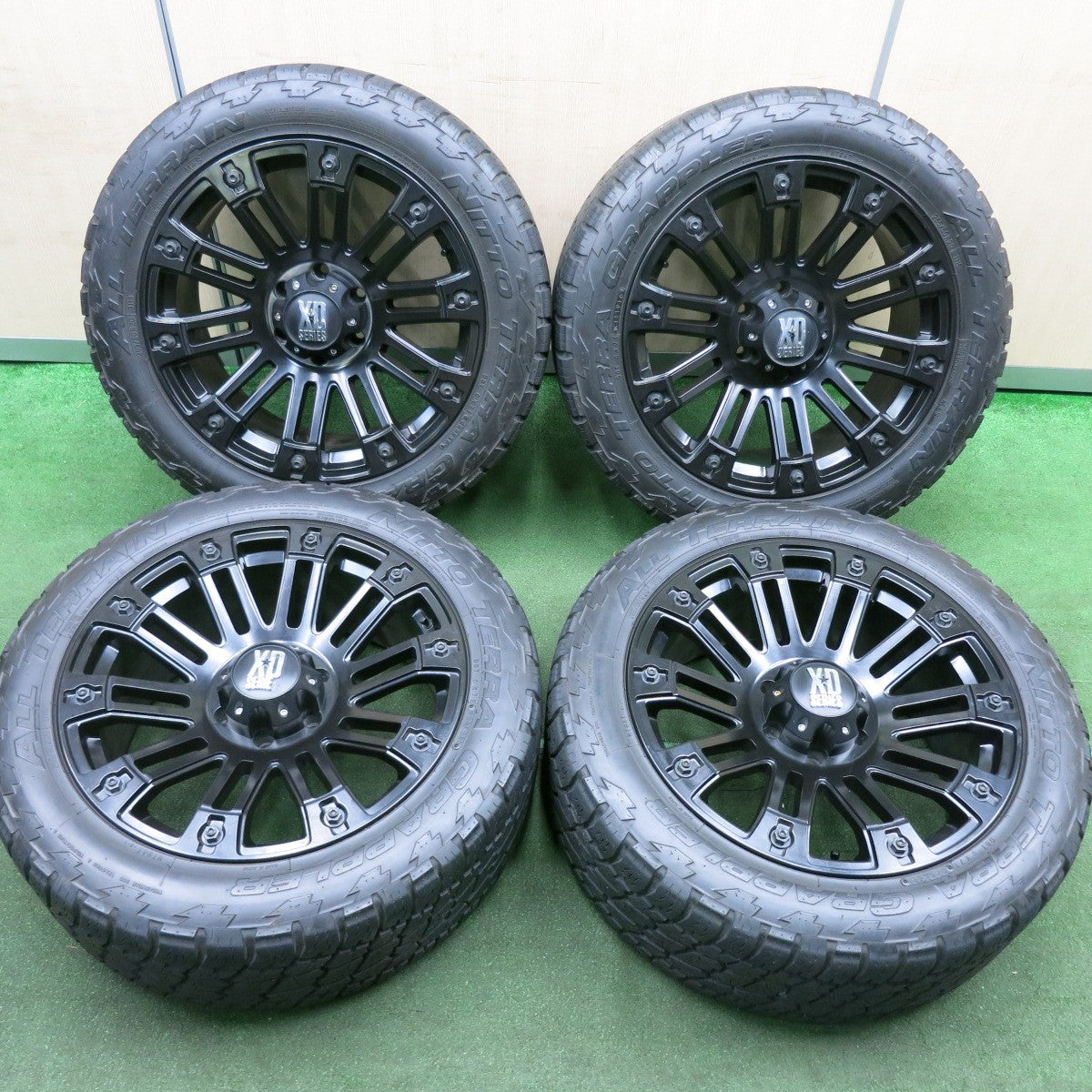 *送料無料* バリ溝！綺麗！9分！付属品付★KMC XDシリーズ 265/50R20 ニットー テラ グラップラー オールテレーン 20インチ PCD139.7/6H★4051703HAノ