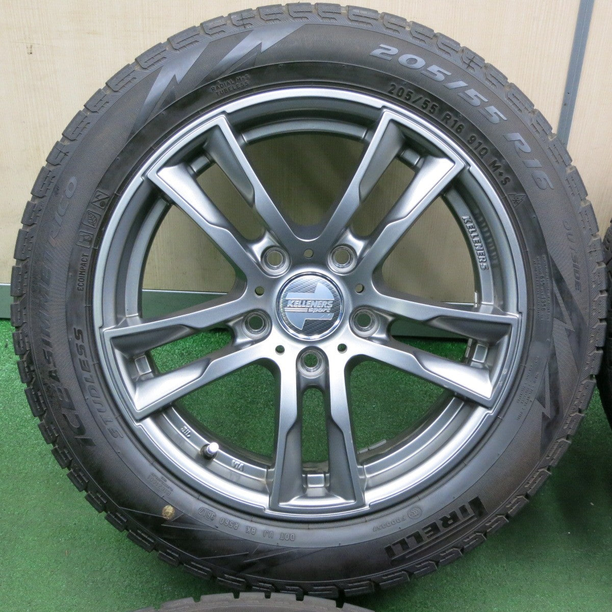 *送料無料* バリ溝！キレイ！9.5分★BMW等 KELLENERS Sport 205/55R16 スタッドレス ピレリ アイスアシンメトリコ ケレナーズ 16インチ PCD120/5H★4041007TNス