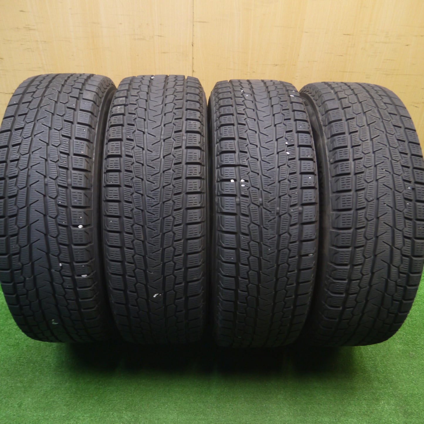 [送料無料] バリ溝!8.5分!★スタッドレス 225/65R17 ヨコハマ アイスガード G075 JOKER ジョーカー 17インチ PCD114.3/5H★4100104Hス