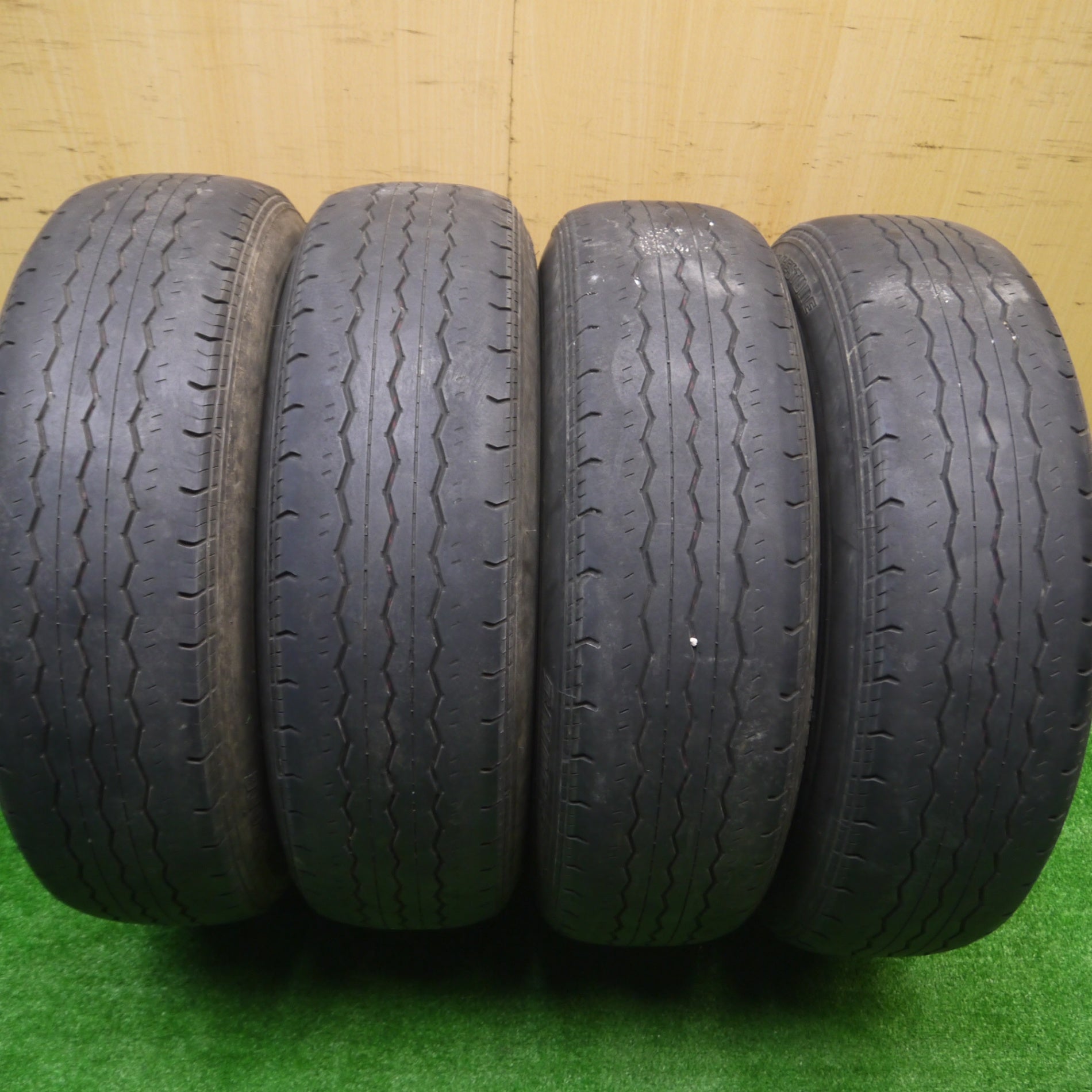 送料無料* 4本価格☆トヨタ 200系 ハイエース 4型 純正 OP 195/80R15 ブリヂストン RD-613 STEEL PCD1 |  名古屋/岐阜の中古カー用品・工具の買取/販売ならガレージゲット