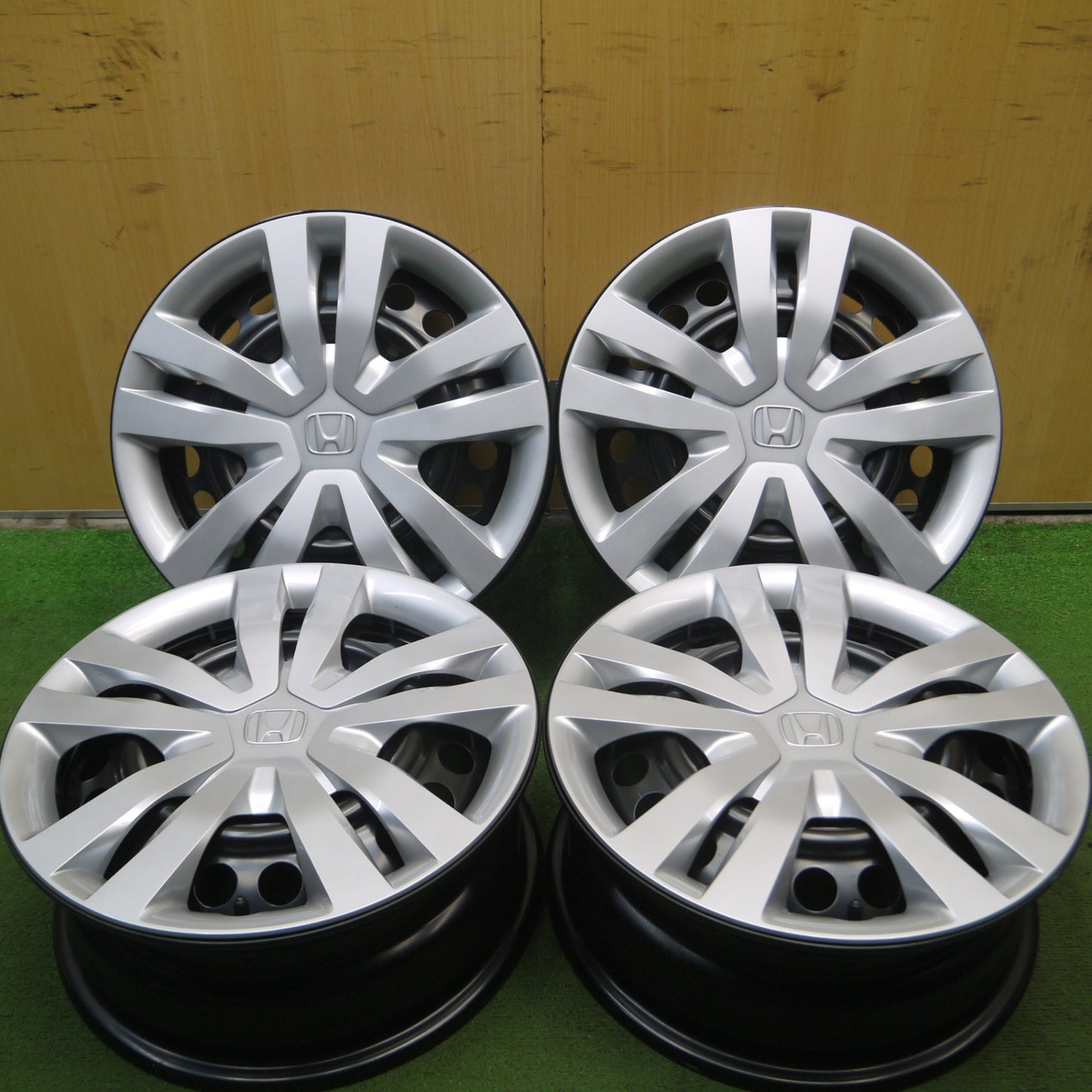 *送料無料* 新車外し★ホンダ GR フィット 純正 スチール ホイール 15インチ 15×6J PCD100/4H★4042606Hホ