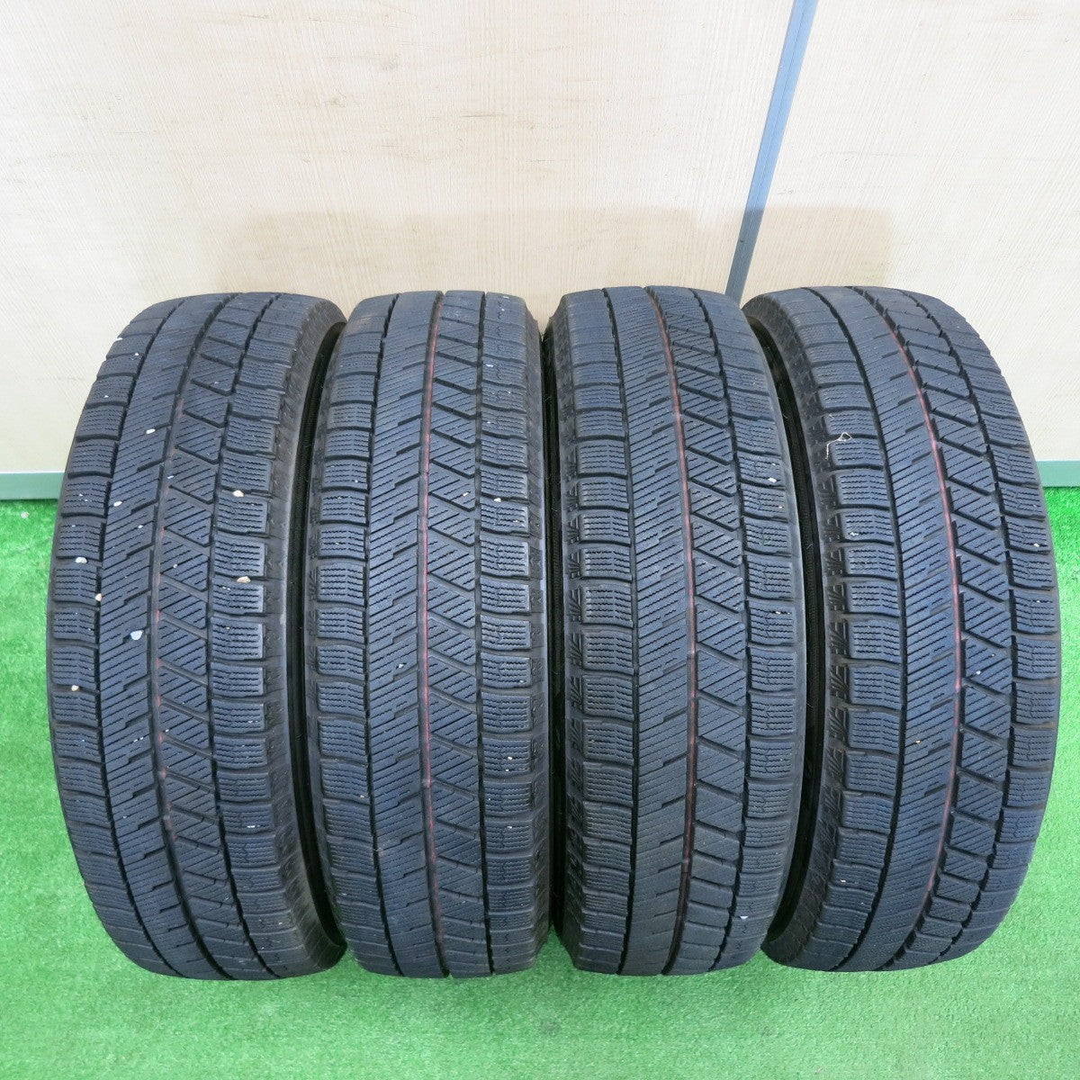 [送料無料] バリ溝！22年！8.5分★スタッドレス 155/65R14 ブリヂストン ブリザック VRX3 BALMINUM バルミナ 14インチ PCD100/4H★4121801TNス