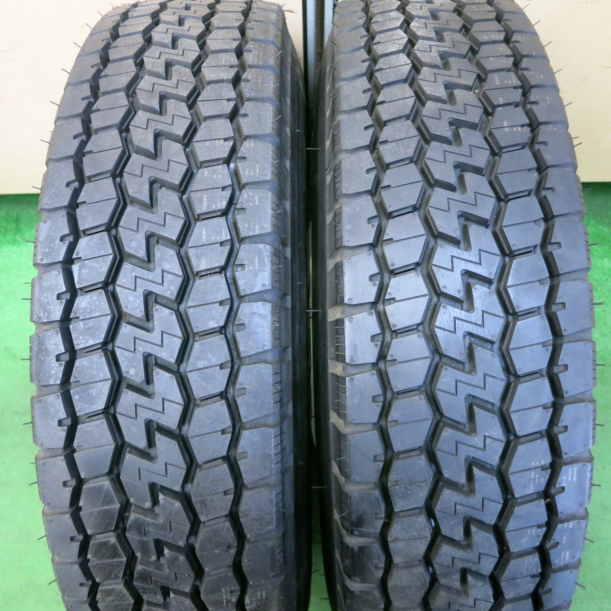 *送料無料* 未使用！22年★トラック タイヤ 195/85R16 114/112N ヨコハマ LT752R TOPY スチール 16インチ PCD203.2/5H★4061504ナス