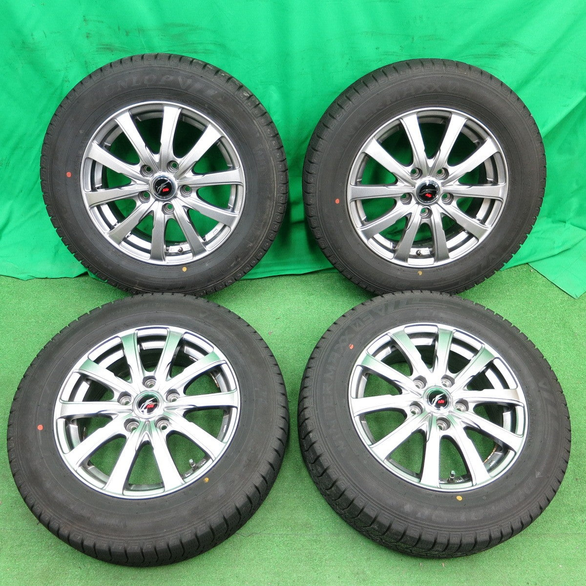 *送料無料* バリ溝！21年！綺麗！9.5分★スタッドレス 195/65R15 ダンロップ ウインターマックス03 Fang ファング 15インチ PCD114.3/5H★4042702ナス