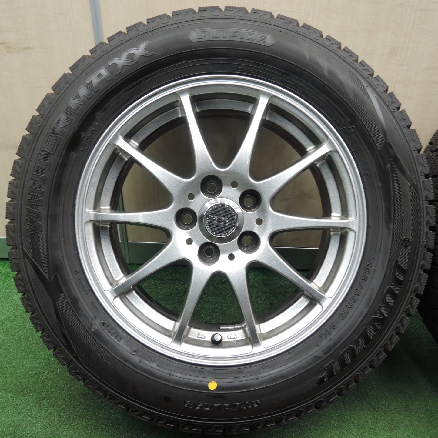 *送料無料* バリ溝！22年！キレイ！ほぼ10分★スタッドレス 195/65R15 ダンロップ ウインターマックス WM02 CROSS SPEED PCD100/5H★4030706TNス