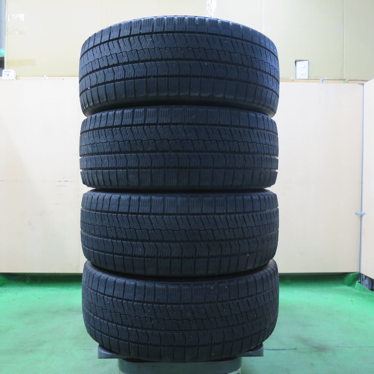 [送料無料] 4本価格★ENKEI RPF1 Racing 86 BRZ 等 225/45R17 スタッドレス ブリヂストン VRX2 エンケイ PCD100/5H★5011705イス