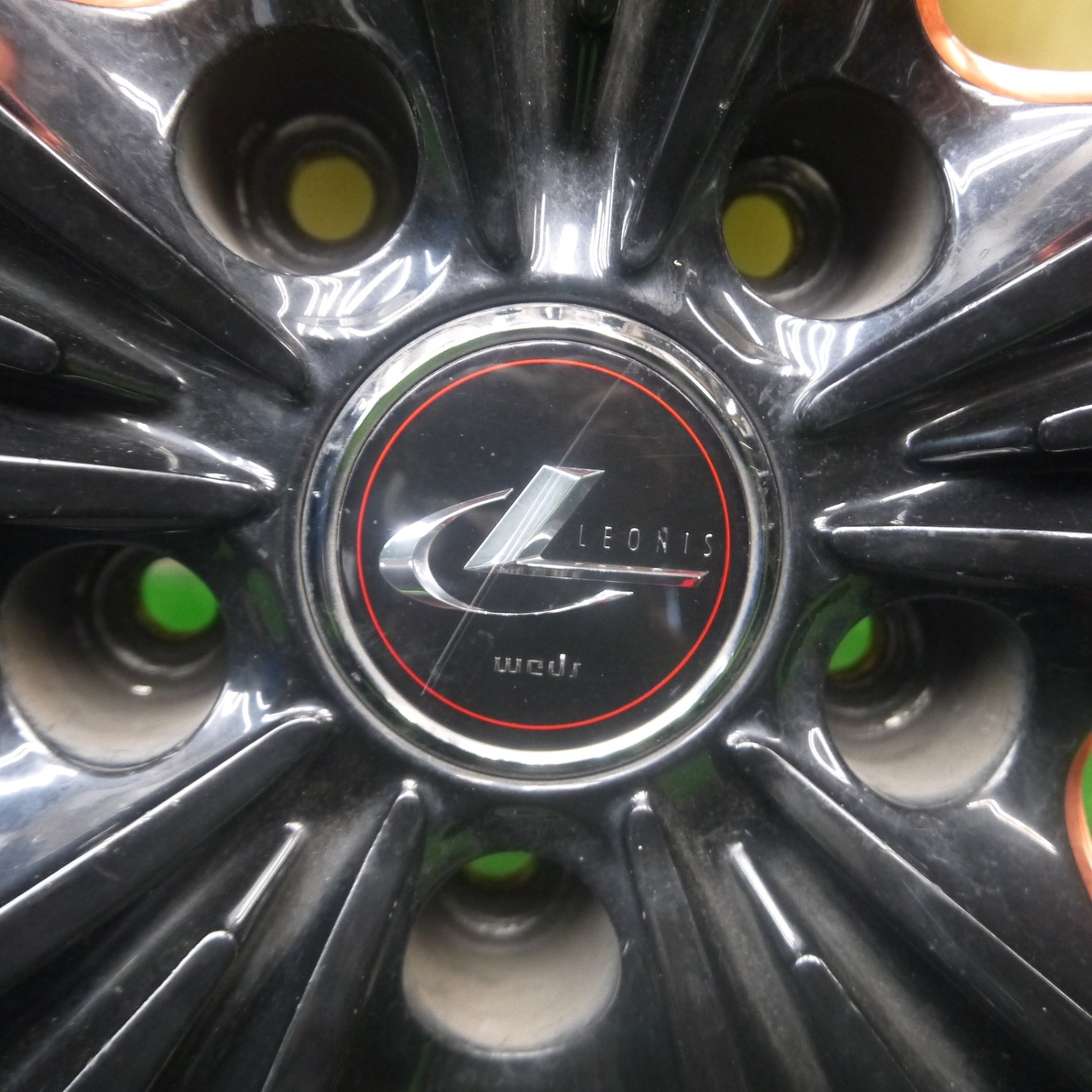 *送料無料* キレイ★LEONIS LV weds レオニス ウェッズ 18インチ ホイール 18×8J PCD114.3/5H★4082005Hホ