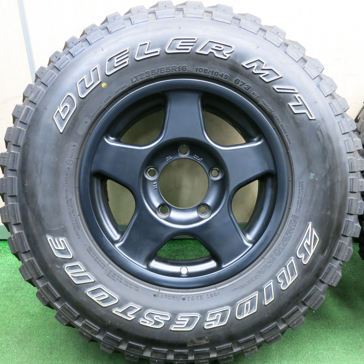 送料無料* バリ溝！キレイ！9分☆ランクル等 ブラッドレーV 235/85R16 ブリヂストン デューラー M/T 673 BRADLEY |  名古屋/岐阜の中古カー用品・工具の買取/販売ならガレージゲット