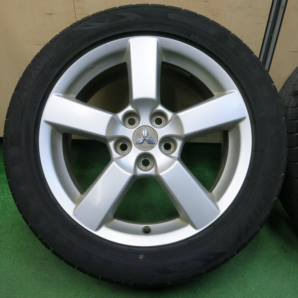 *送料無料* 4本価格★三菱 アウトランダー 純正 225/55R18 ダンロップ エナセーブ RV504 18インチ PCD114.3/5H★4040601イノ