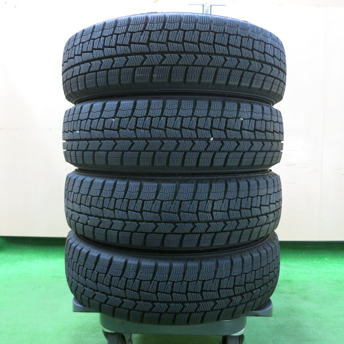 *送料無料* バリ溝！22年！綺麗！ほぼ10分★スタッドレス 155/65R14 ダンロップ ウインターマックス WM02 MACBES MB8 マクベス 14インチ PCD100/4H★4042504イス