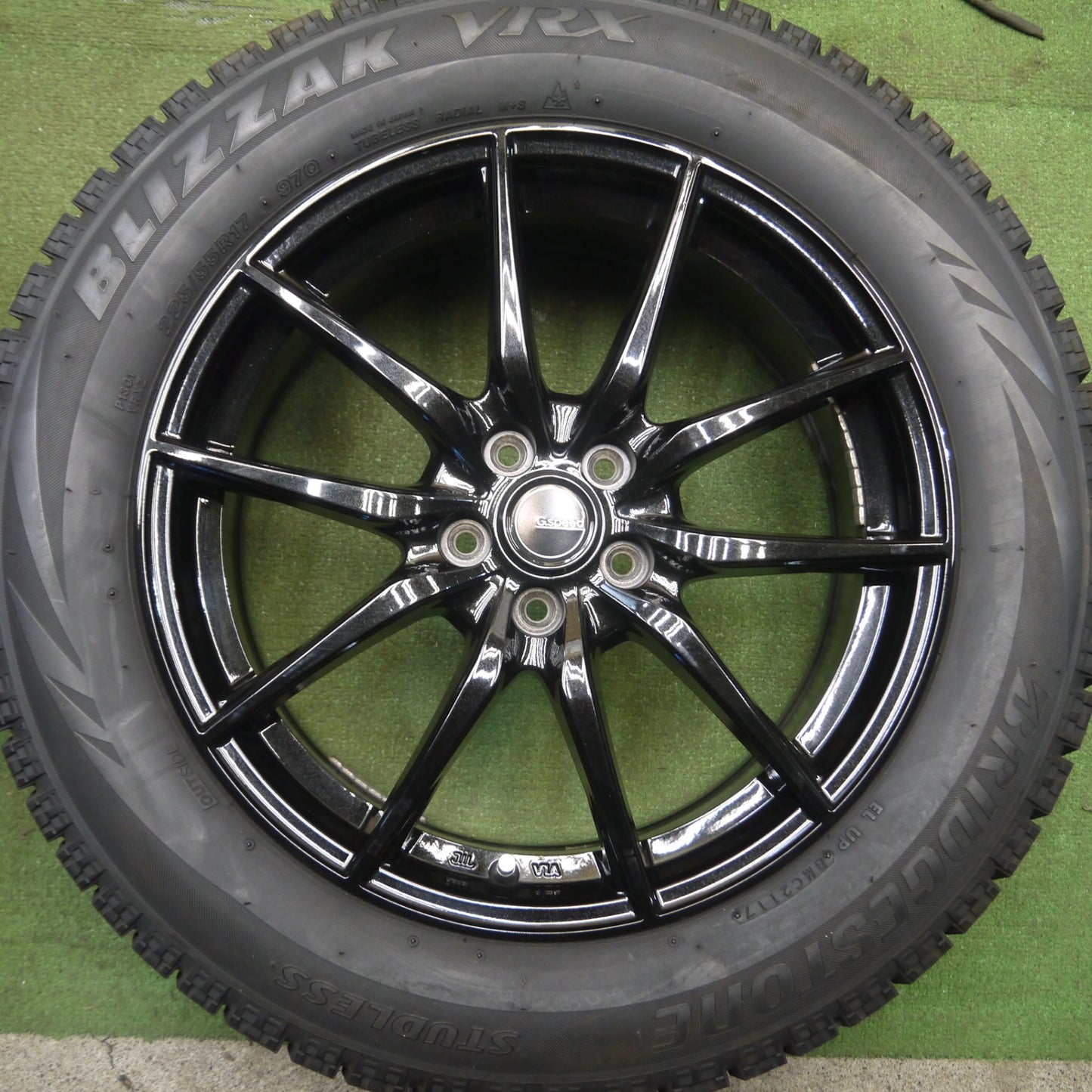 *送料無料* バリ溝！キレイ！9.5分★XV 等 G.speed 225/55R17 スタッドレス ブリヂストン ブリザック VRX Gスピード 17インチ PCD100/5H★4031908Hス