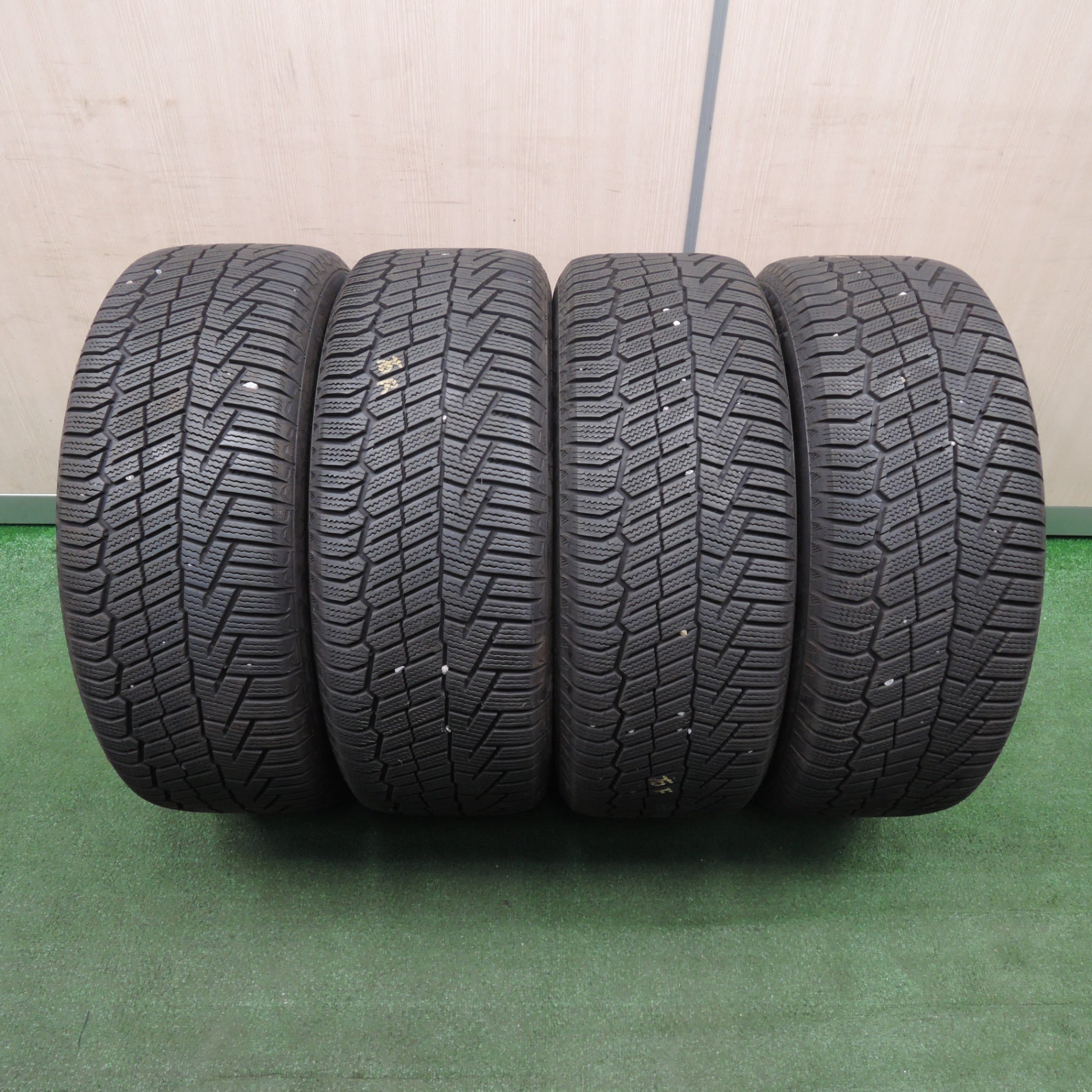 送料無料* バリ溝！キレイ！9分☆ベンツ Cクラス W205 純正 225/50R17 スタッドレス コンチネンタル ノースコンタクト N |  名古屋/岐阜の中古カー用品・工具の買取/販売ならガレージゲット