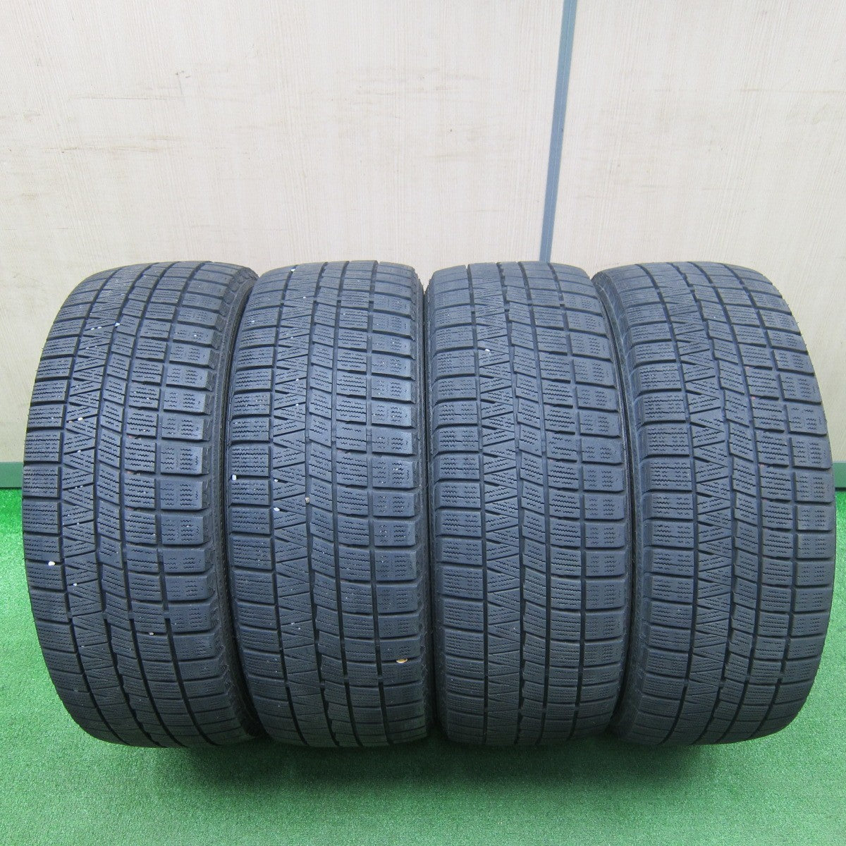 [送料無料] キレイ★トヨタ 30系 プリウス S G ツーリング 純正 215/45R17 スタッドレス ナンカン CORSAFA 17インチ PCD100/5H★4121008TNス