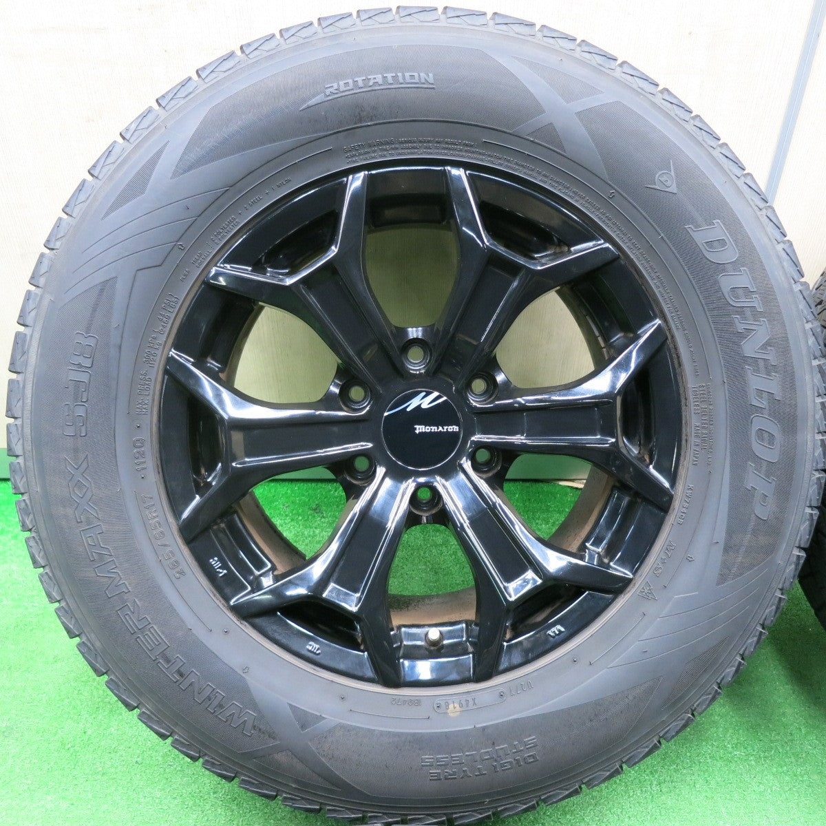 [送料無料] キレイ★スタッドレス 265/65R17 ダンロップ ウインターマックス SJ8 monarch CLIMATE モナーク クライメイト 17インチ PCD139.7/6H★4111909TNス