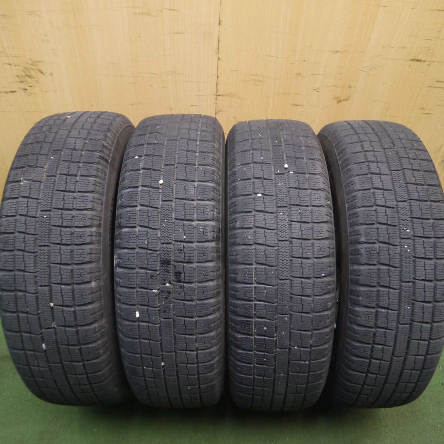 *送料無料* バリ溝！8.5分★スタッドレス 175/65R15 トーヨー ガリット G5 SMACK ENKEI スマック エンケイ 15インチ PCD100/4H★4041502Hス