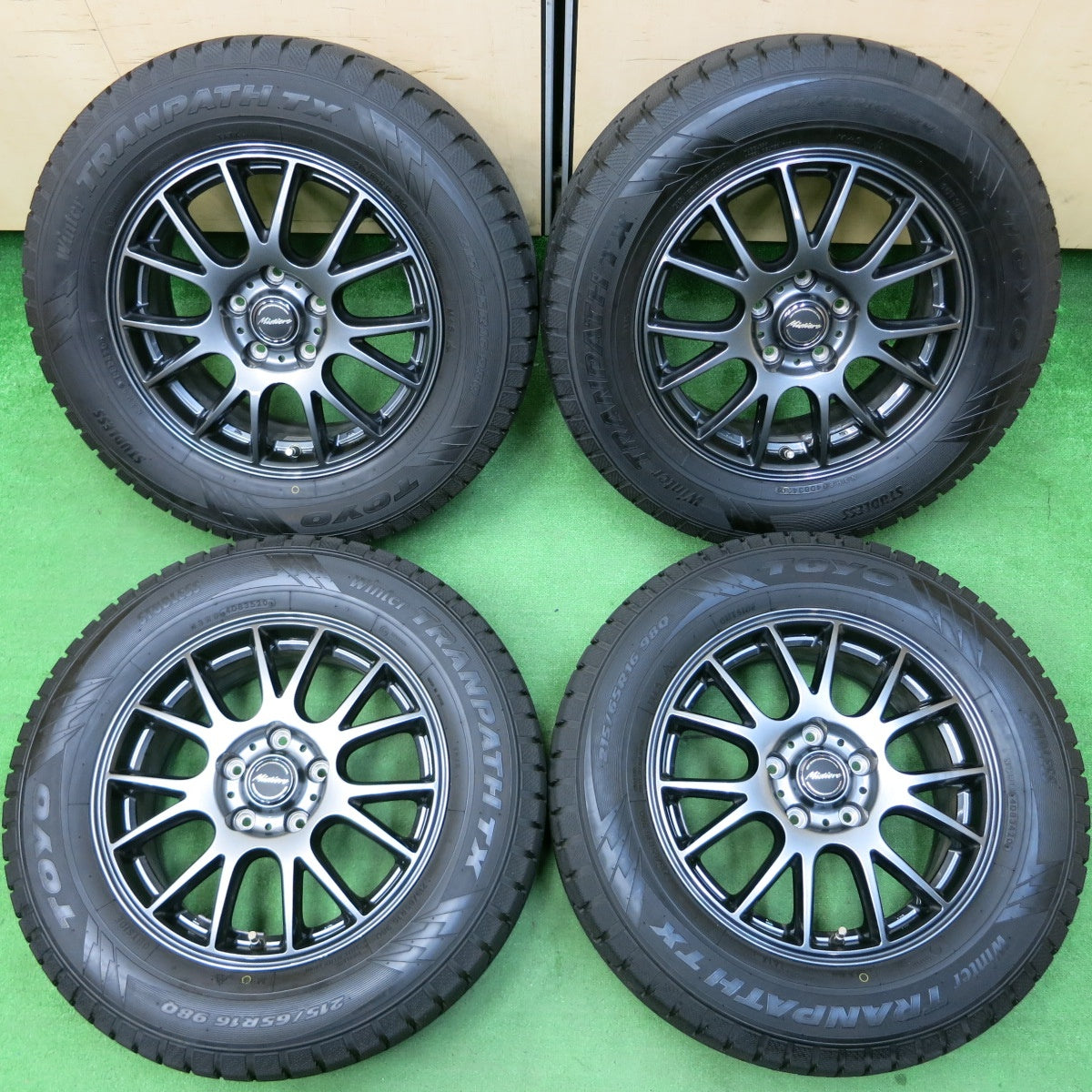 *送料無料* バリ溝！20年！キレイ！ほぼ10分★スタッドレス 215/65R16 トーヨー ウインター トランパス TX Mistiere ミスティーレ 16インチ PCD114.3/5H★4043007イス