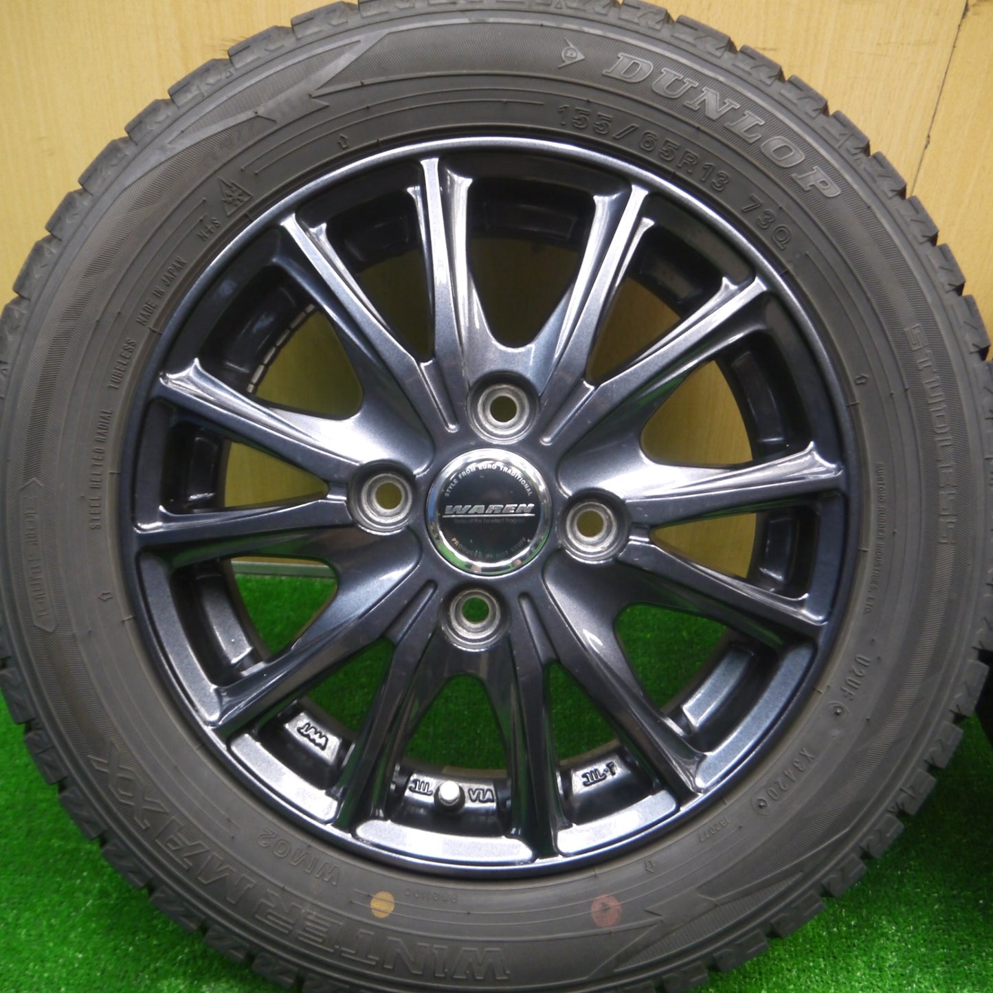 *送料無料* バリ溝！20年！9分★スタッドレス 155/65R13 ダンロップ ウインターマックス WM02 WAREN ヴァーレン 13インチ PCD100/4H★4080606Hス