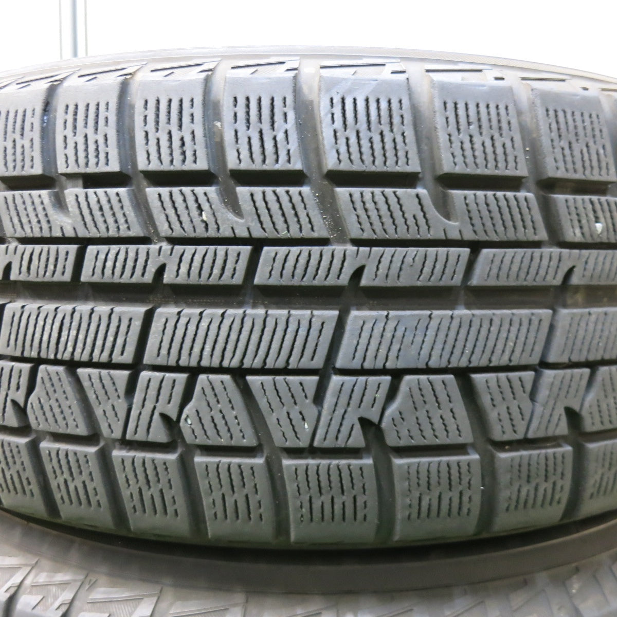 [送料無料] バリ溝！キレイ！9分★スタッドレス 215/60R17 ヨコハマ アイスガード iG50 プラス FEID 17インチ PCD114.3/5H★4112707SYス