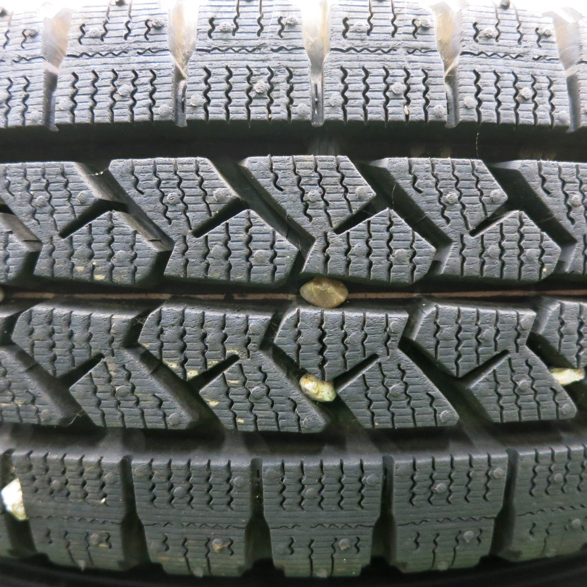 *送料無料* バリ溝！ほぼ10分★スタッドレス 145R12 8PR 145/80R12 ブリヂストン ブリザック VL1 ヨコハマ アイスガード iG91 スチール PCD100/4H★4042901HAス