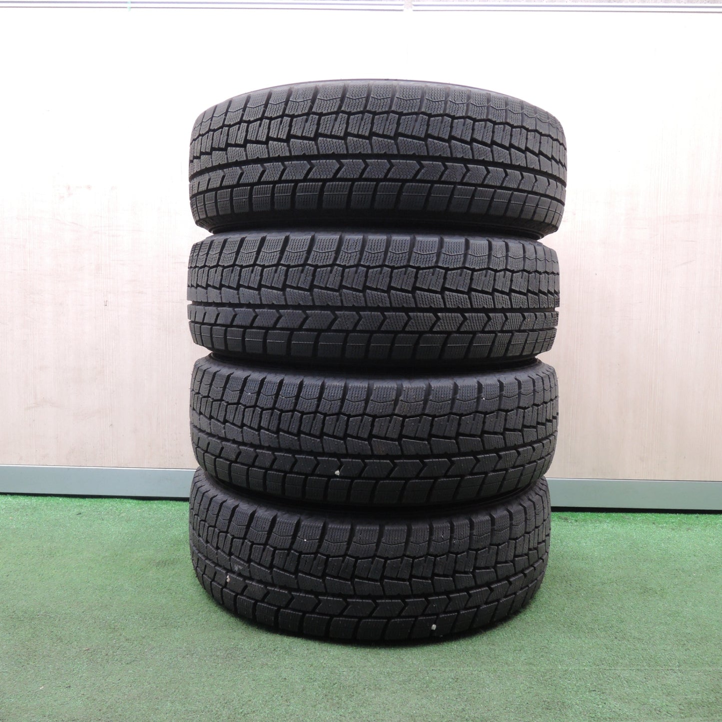 *送料無料* バリ溝！23年！ほぼ10分★スタッドレス 185/65R15 ダンロップ ウインターマックス WM02 EuroSpeed MANARAY SPORT PCD100/4H★4030802NJス