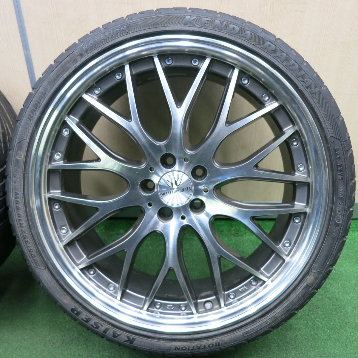 *送料無料* バリ溝！9.5分★LOXARNY MULTI FORCHETTA 225/35R19 ケンダ ラジアル カイザー ロクサーニ 19インチ PCD114.3/5H★4032505TNノ