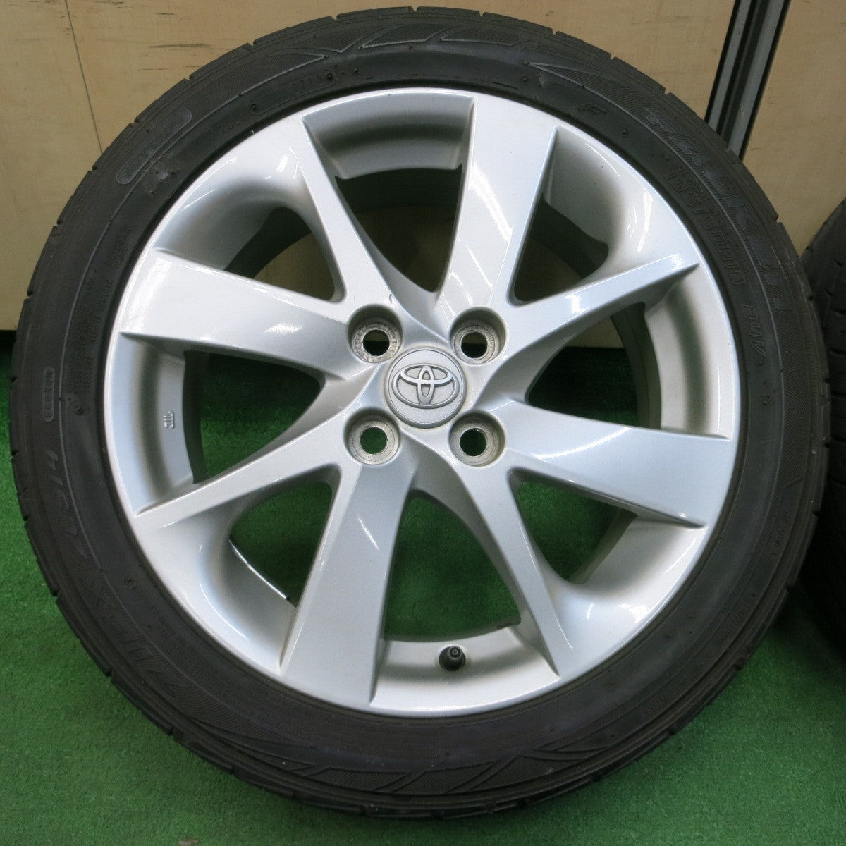 *送料無料* 4本価格★トヨタ NHP10 アクア 純正 195/50R16 ファルケン ZIEX ZE914 16インチ PCD100/4H★4031510イノ