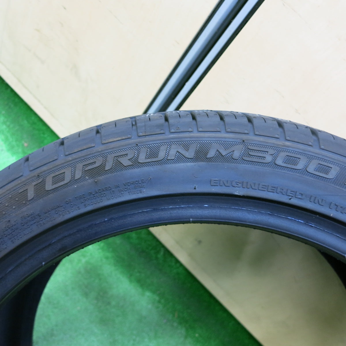 [送料無料] 未使用！24年★205/45R17 モモ TOPRUN M300 AS SPORT タイヤ 17インチ プリウス ウィッシュ カローラ等★4101402ナノタ