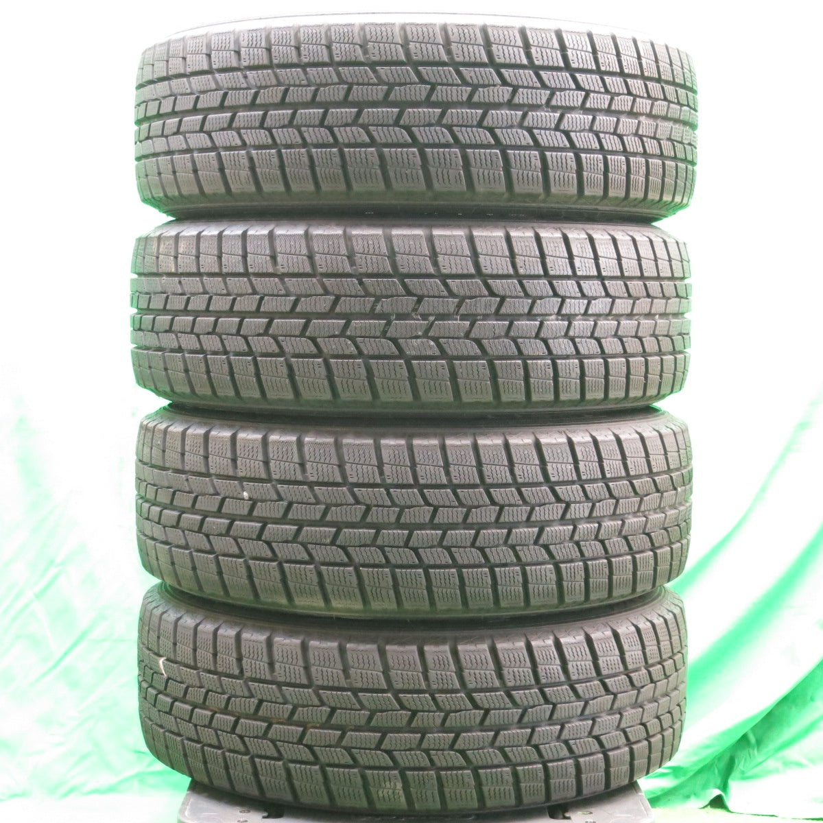 *送料無料* バリ溝！ほぼ10分★スタッドレス 185/60R15 グッドイヤー アイスナビ6 JENEIGE 15インチ PCD100/5H★4042704ナス