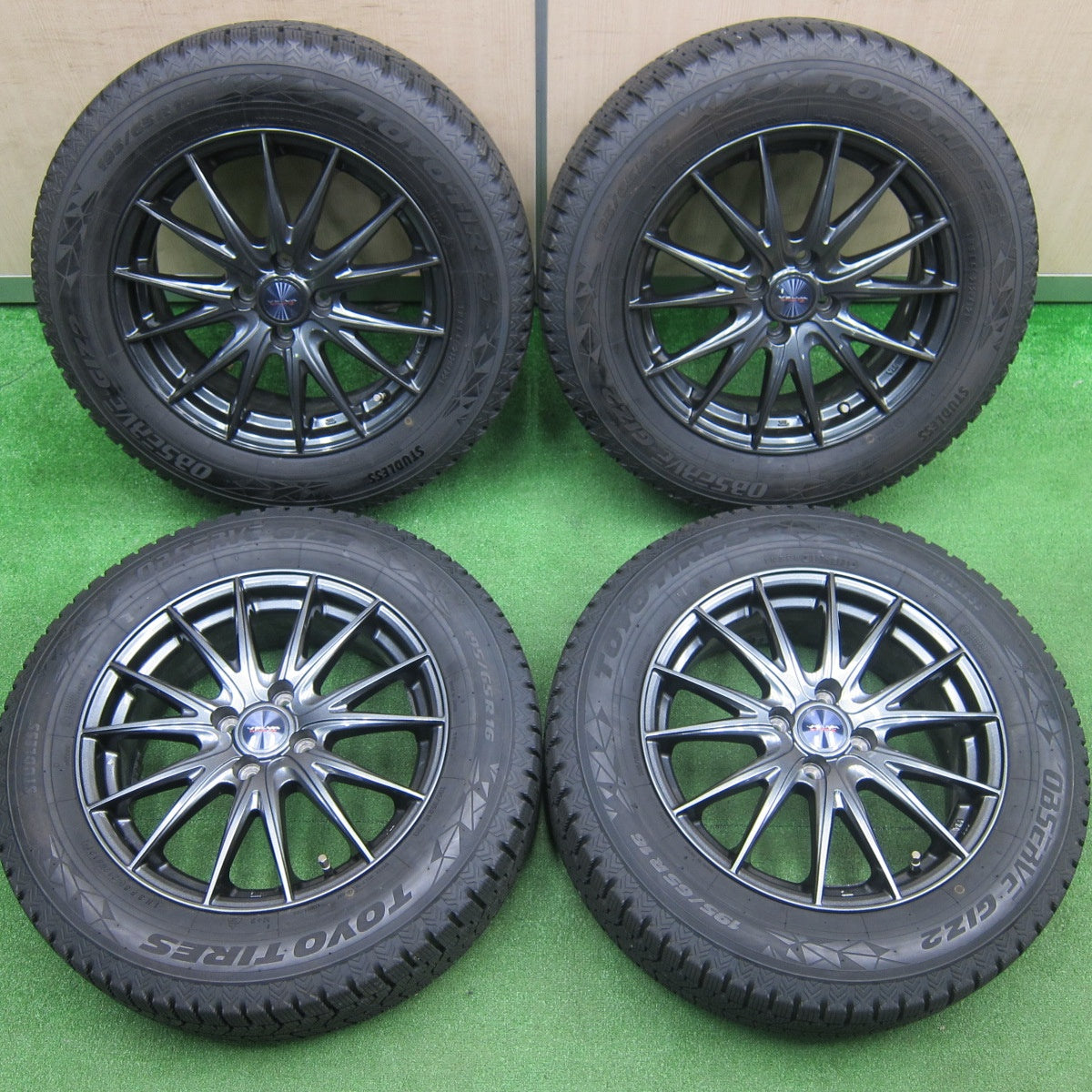 [送料無料] バリ溝！21年！キレイ！9分★スタッドレス 195/65R16 トーヨー オブザーブ GIZ2 VELVA SPORTZ ヴェルヴァ 16インチ PCD100/4H★4121003TNス