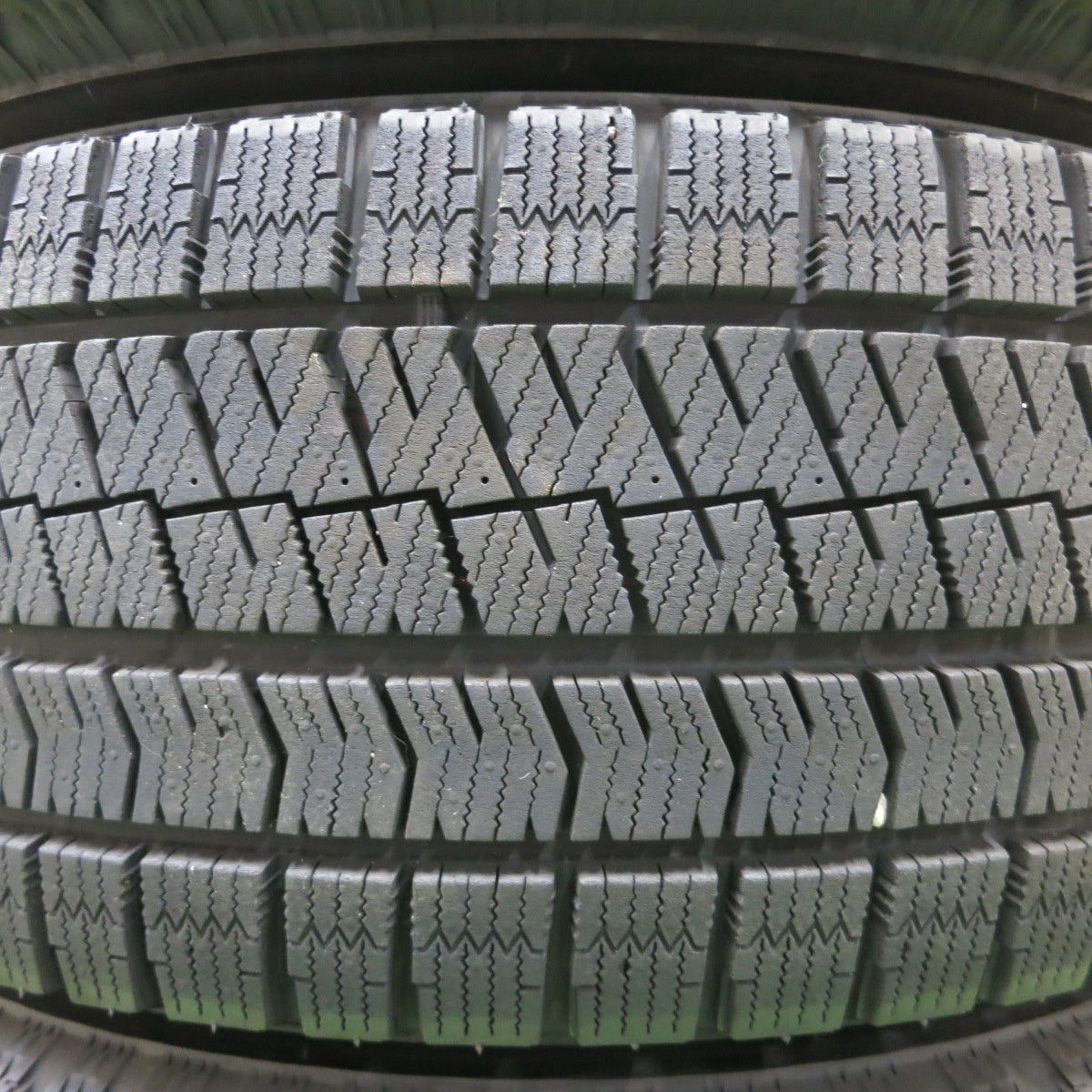 *送料無料* 超バリ溝！キレイ！ほぼ10分★RAYS VOLK RACING ZE40 鍛造 215/55R17 スタッドレス ブリヂストン ブリザック VRX2 レイズ PCD112/5H★4070901ナス