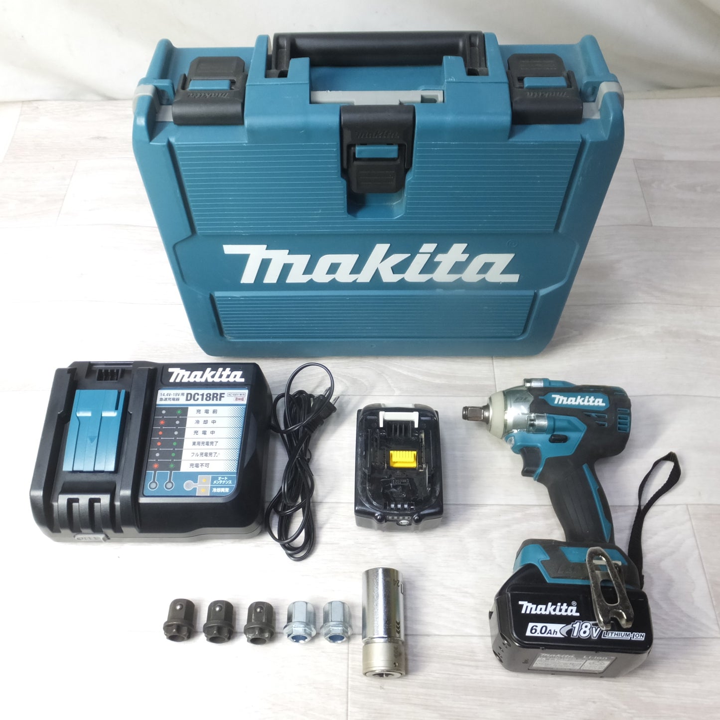 [送料無料] キレイ◆makita マキタ 充電式インパクトレンチ TW300DRGX 18V バッテリー2個 充電器付き 電動工具◆