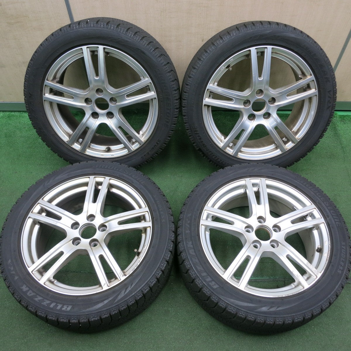 *送料無料* バリ溝！8.5分★ボルボ 等 阿部商会 215/50R17 スタッドレス ブリヂストン ブリザック VRX 17インチ PCD108/5H★4070502HAス