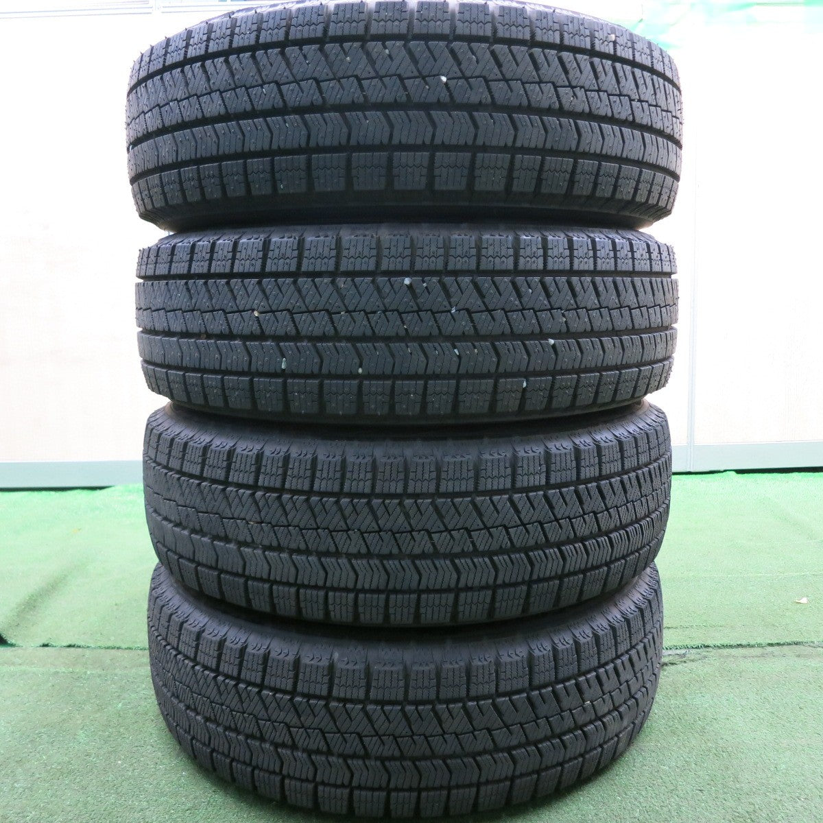 *送料無料* バリ溝！23年！ほぼ10分★スタッドレス 165/65R14 ブリヂストン ブリザック VRX2 スチール 14インチ PCD100 114.3/4H マルチ★4062503HAス